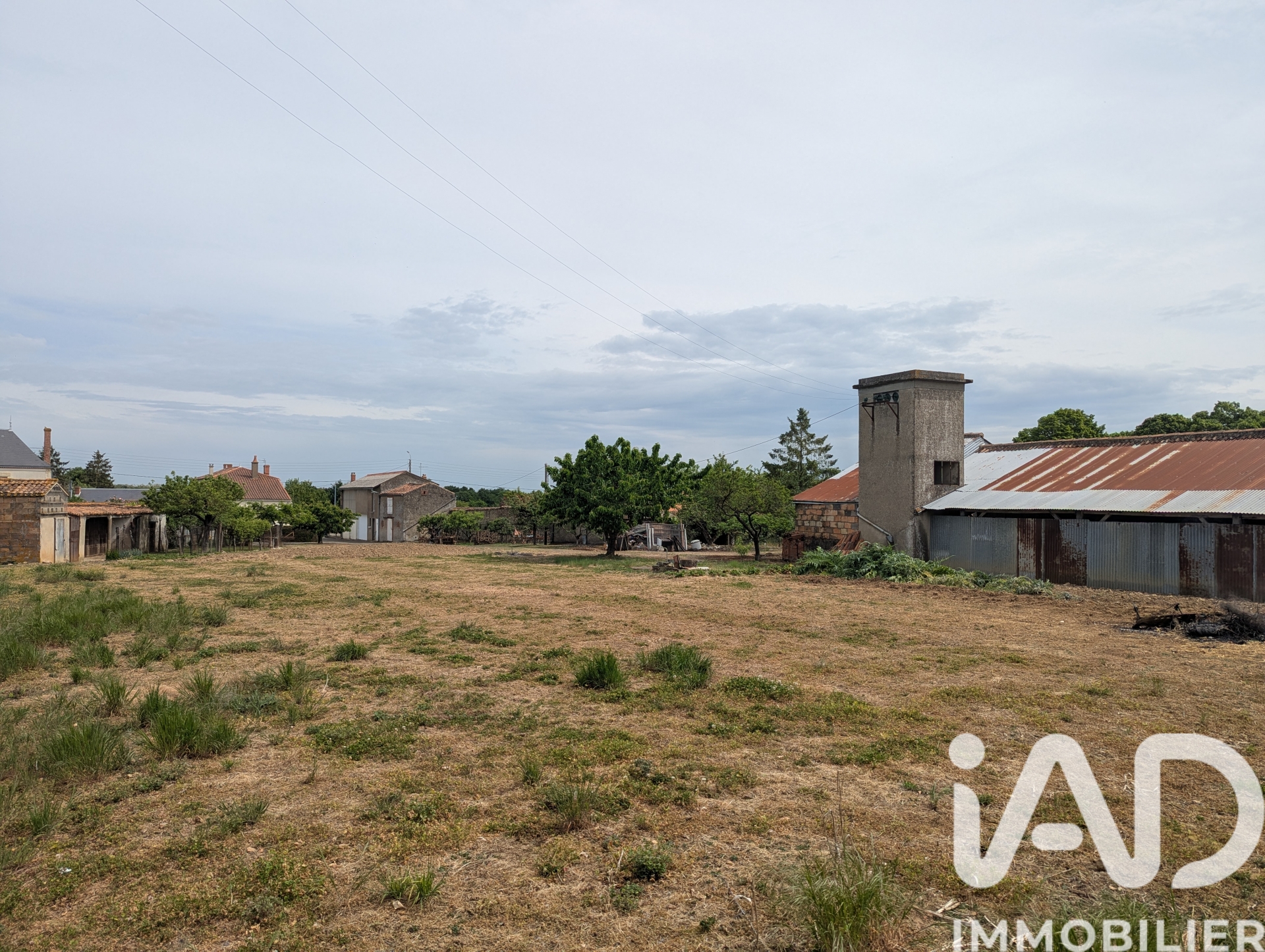 Vente maison à Airvault (79600) : maison de campagne 6 pièces 149 m² - 2014639 — 19