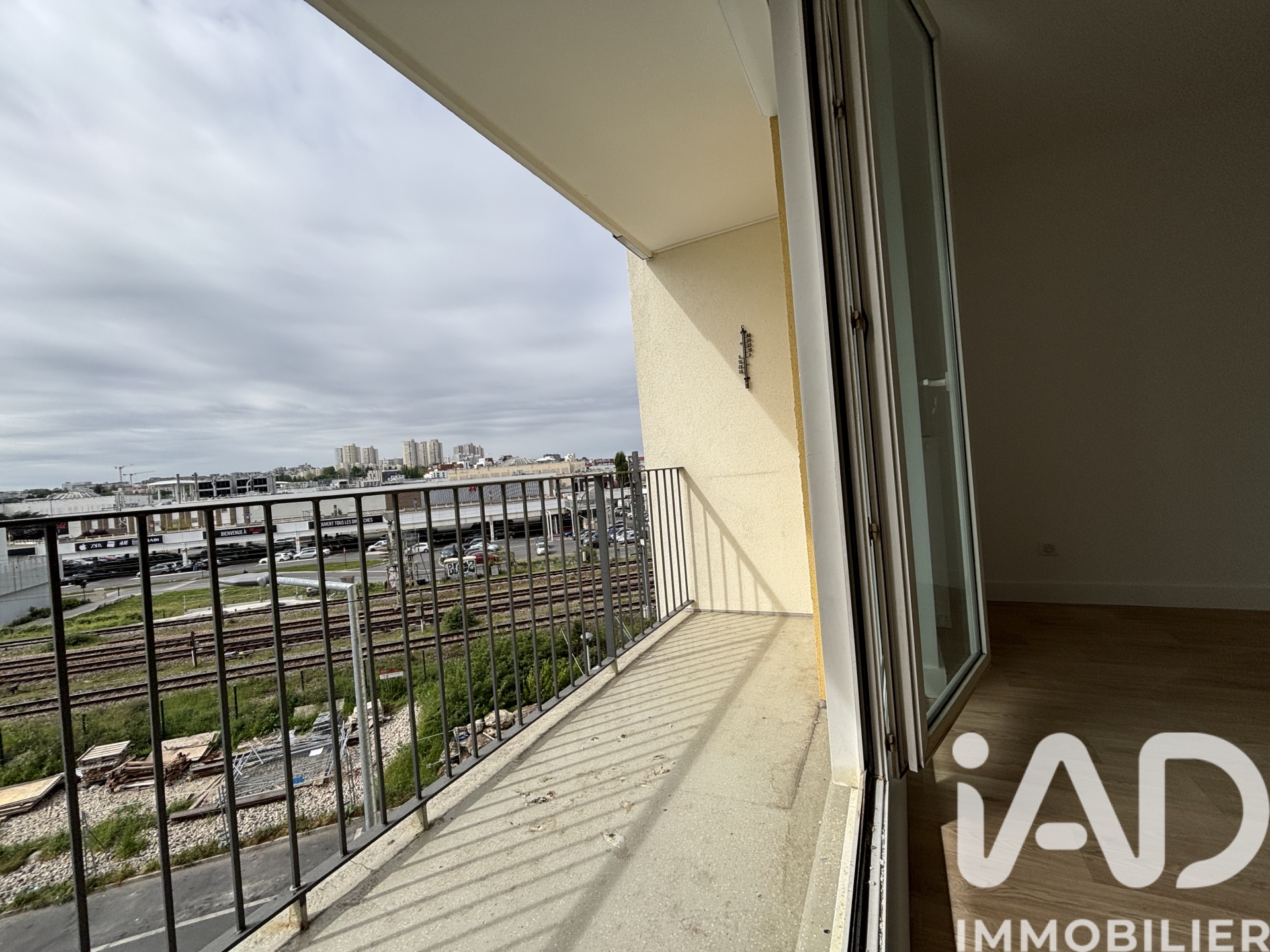 Vente appartement à Rosny-sous-Bois (93110) : appartement 3 pièces 63 m² - 2012522 — 11