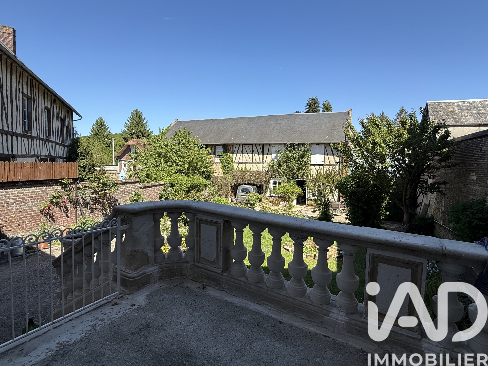 Vente maison à Marseille-en-Beauvaisis (60690) : maison traditionnelle 9 pièces 204 m² - 2019998 — 2