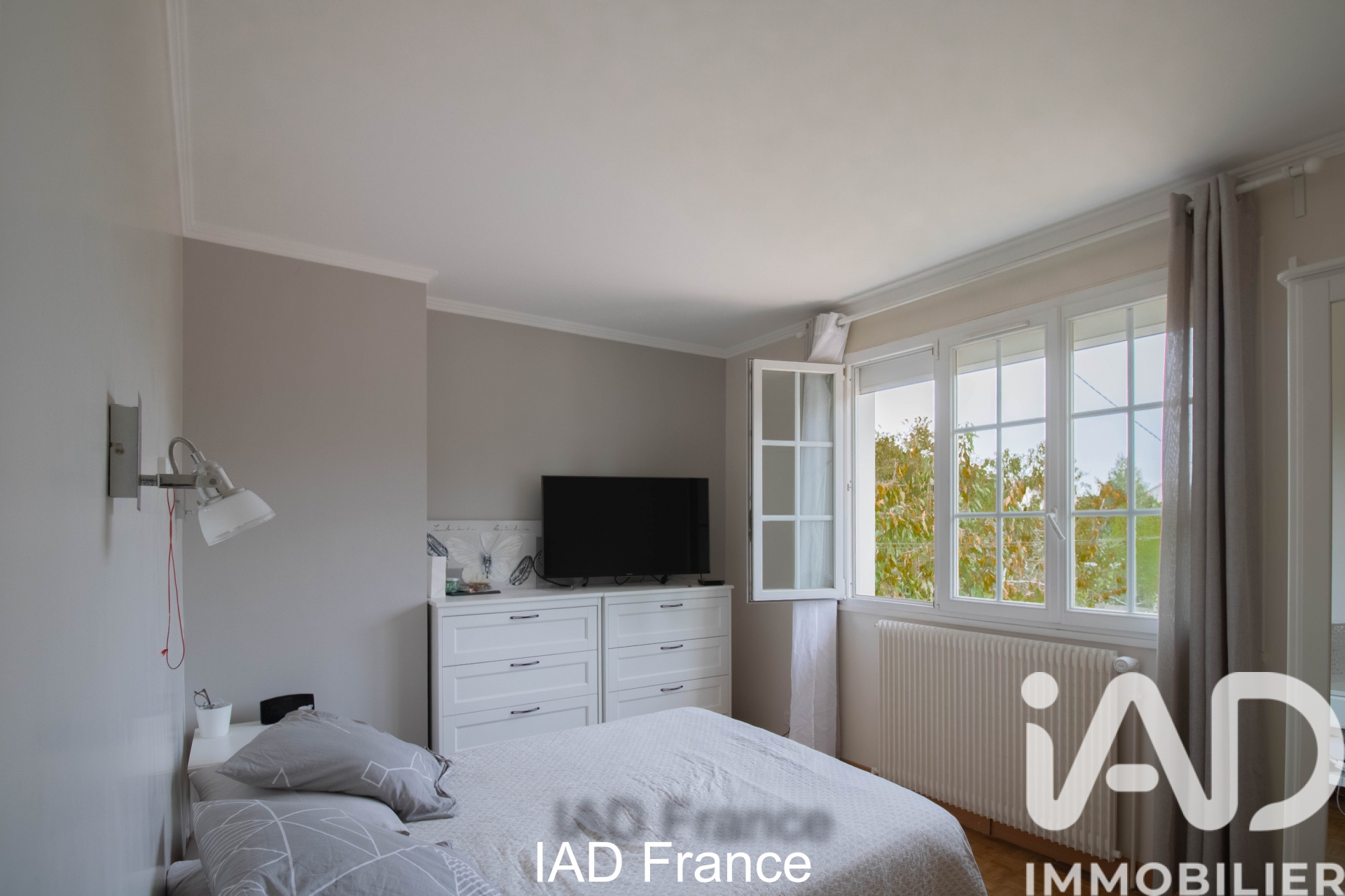 Vente maison à Trappes (78190) : maison traditionnelle 6 pièces 185 m² - 2015896 — 6