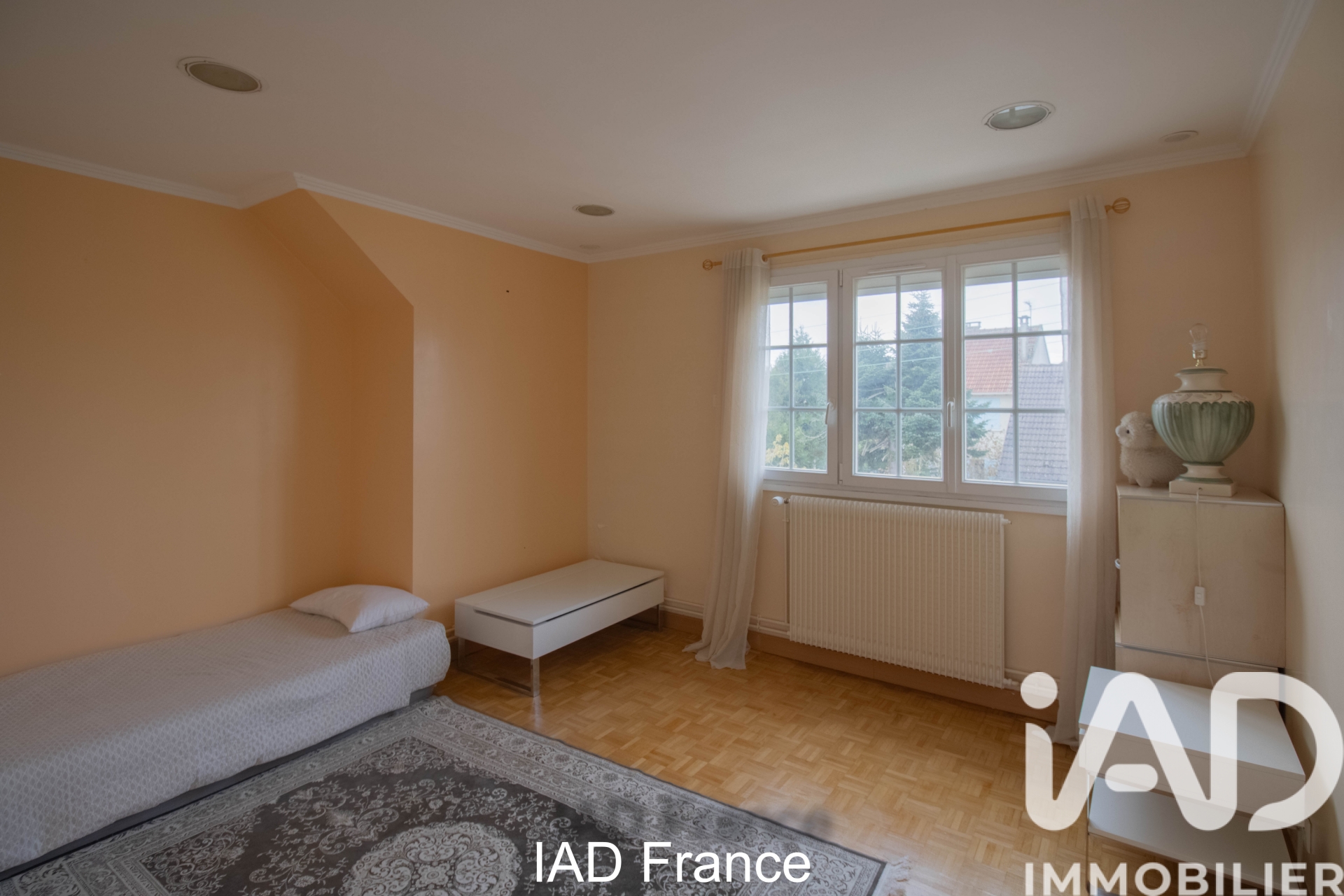 Vente maison à Trappes (78190) : maison traditionnelle 6 pièces 185 m² - 2015896 — 8