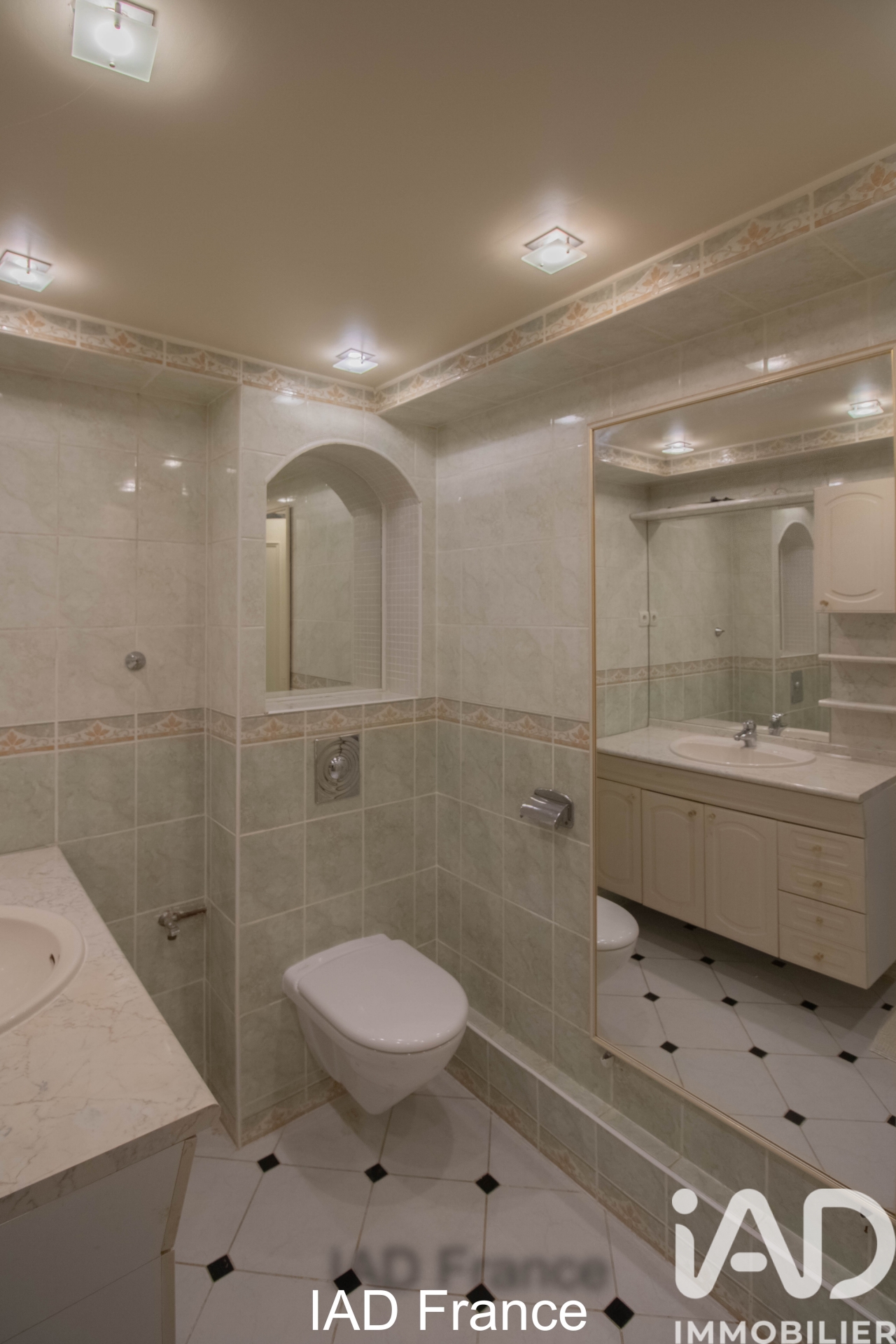 Vente maison à Trappes (78190) : maison traditionnelle 6 pièces 185 m² - 2015896 — 12