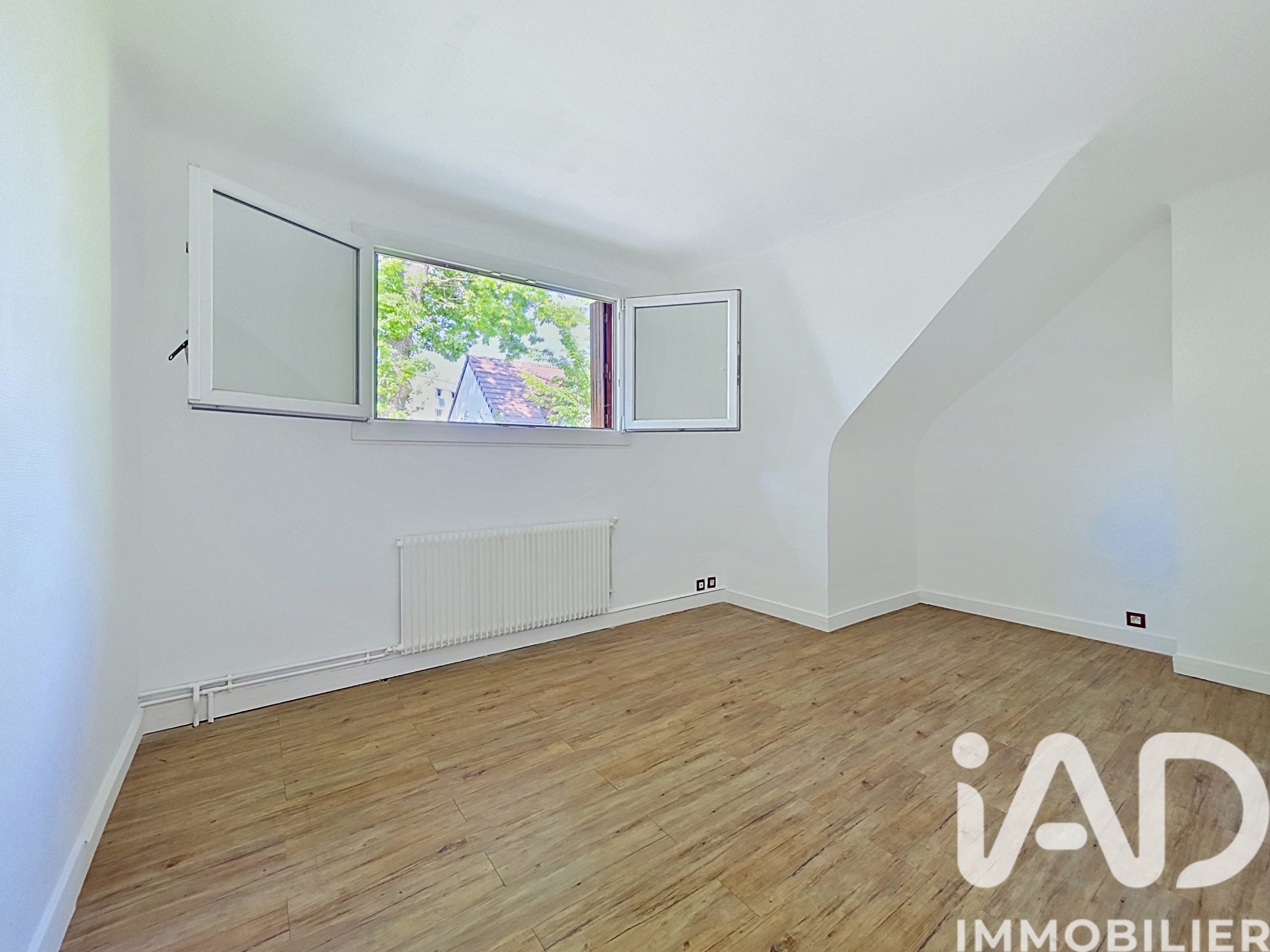 Vente maison à Le Plessis-Trévise (94420) : maison traditionnelle 7 pièces 150 m² - 2020240 — 13