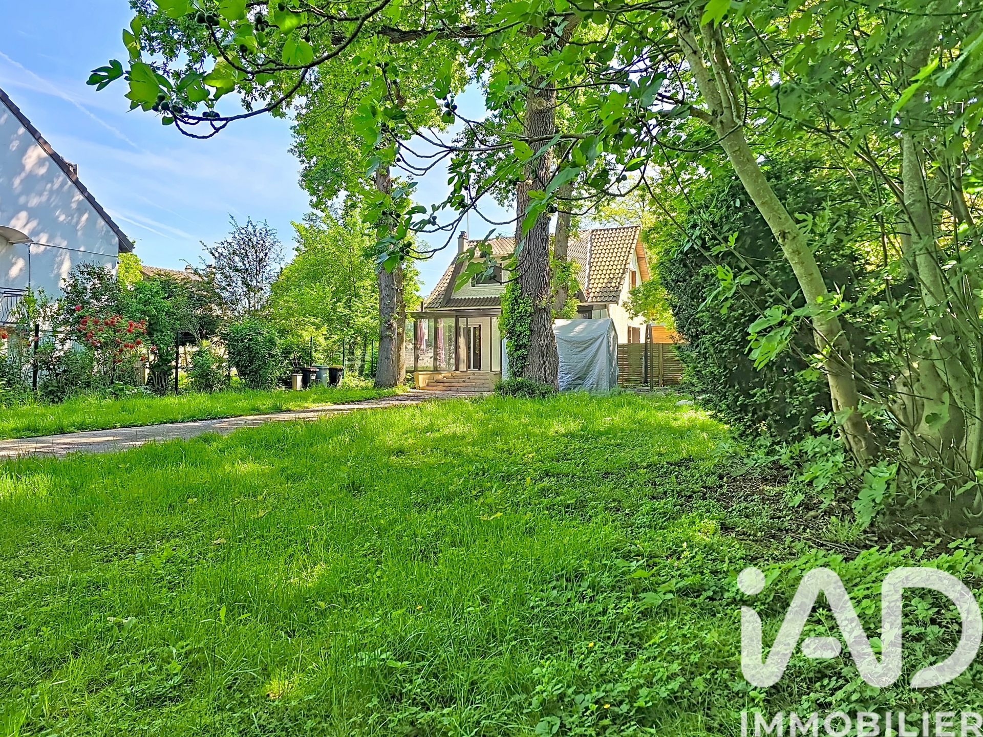 Vente maison à Le Plessis-Trévise (94420) : maison traditionnelle 7 pièces 150 m² - 2020240 — 18