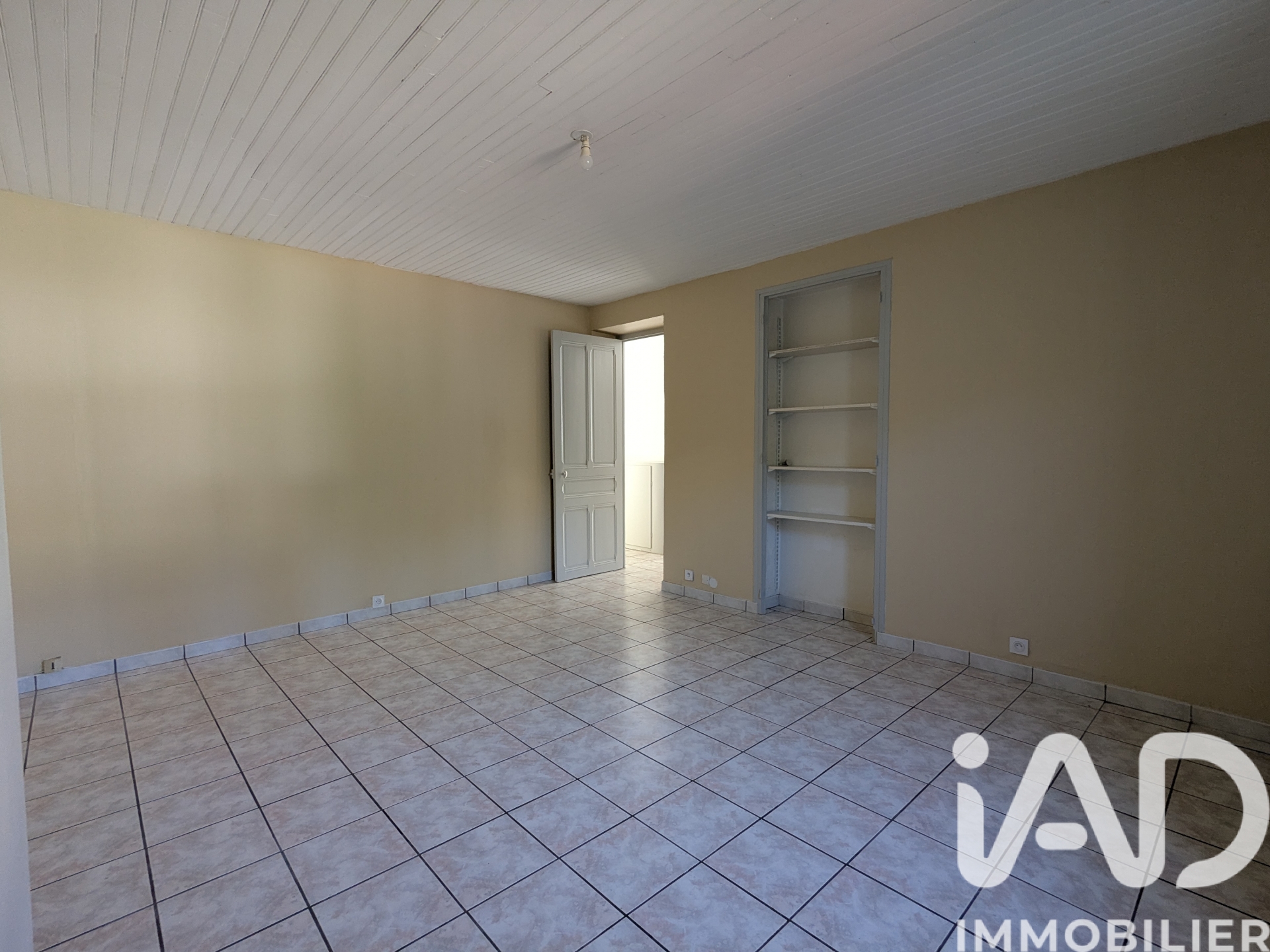 Vente appartement à Le Chambon-Feugerolles (42500) : appartement 3 pièces 64 m² - 2015582 — 4