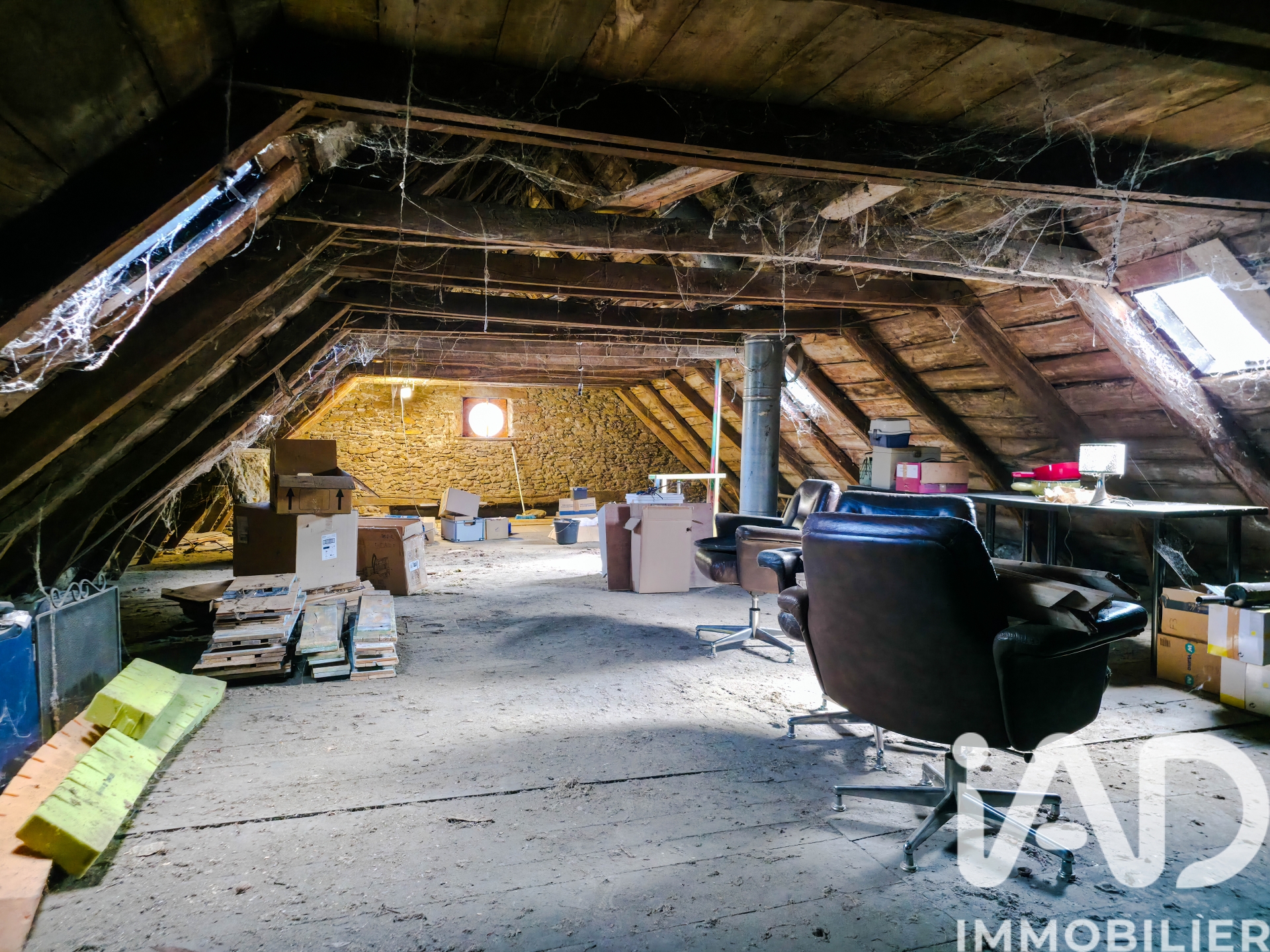 Vente maison à Saint-Parthem (12300) : maison de campagne 4 pièces 103 m² - 2020774 — 23