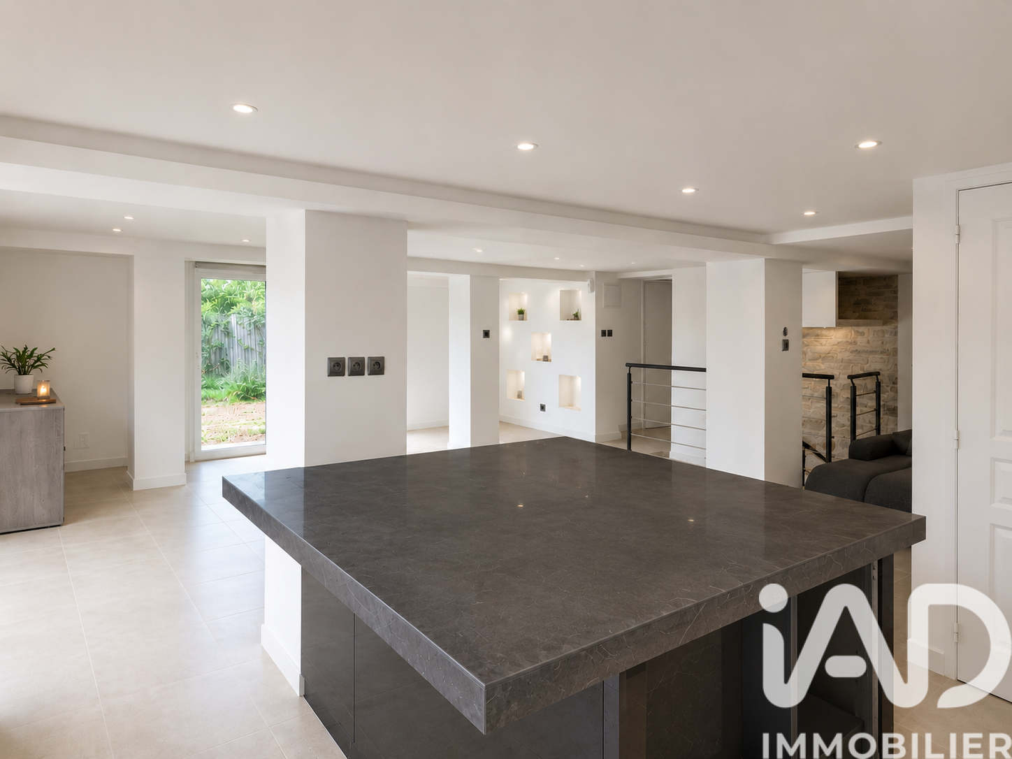 Vente maison à Besançon (25000) : maison 7 pièces 209 m² - 2019138 — 2