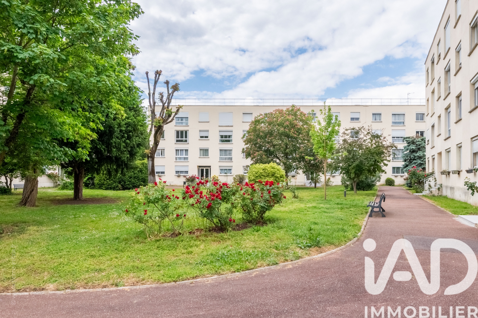 Vente appartement à Rueil-Malmaison (92500) : appartement 4 pièces 63 m² - 2018469 — 12