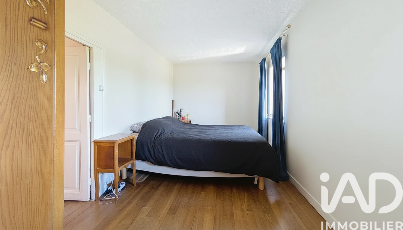 Vente maison à Montel-de-Gelat (63380) : maison de campagne 4 pièces 104 m² - 2019235 — 9