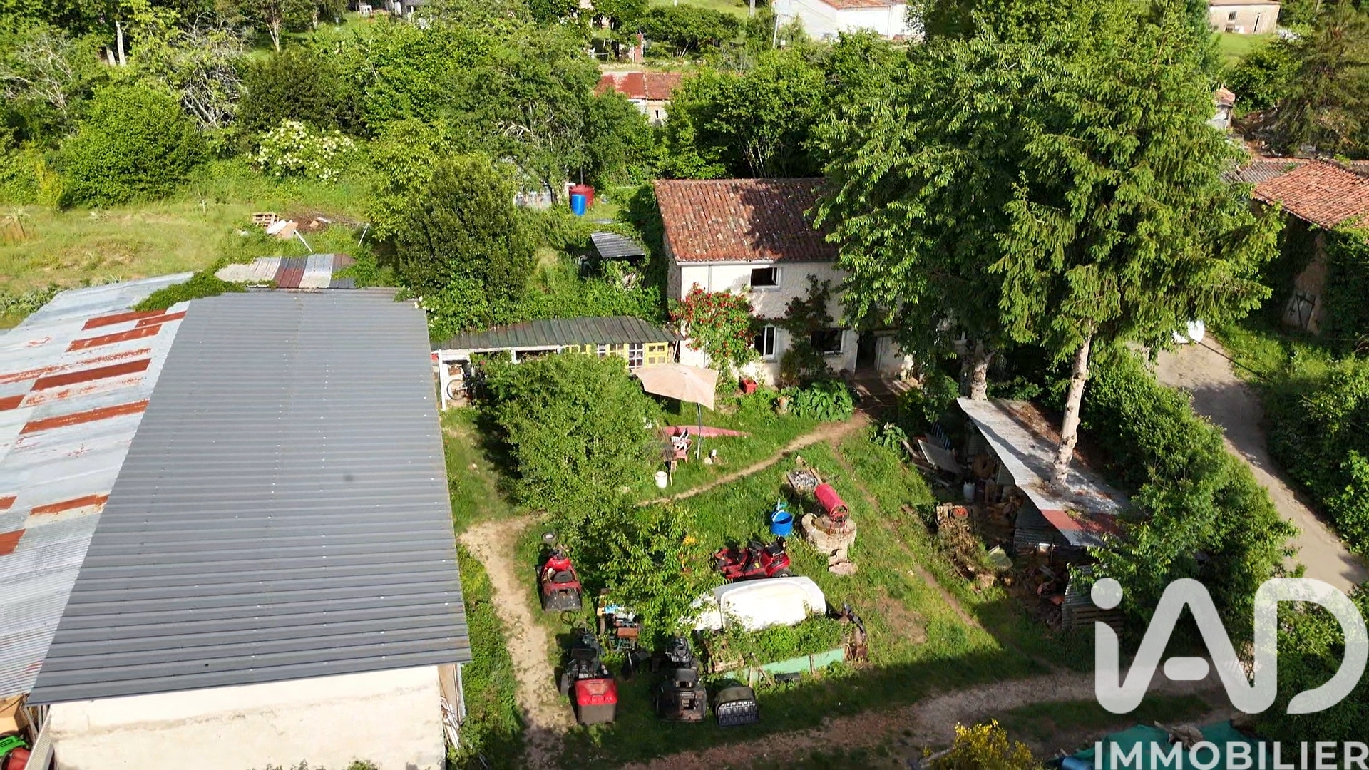 Vente maison à Sommières-du-Clain (86160) : maison de campagne 5 pièces 121 m² - 2017533 — 15
