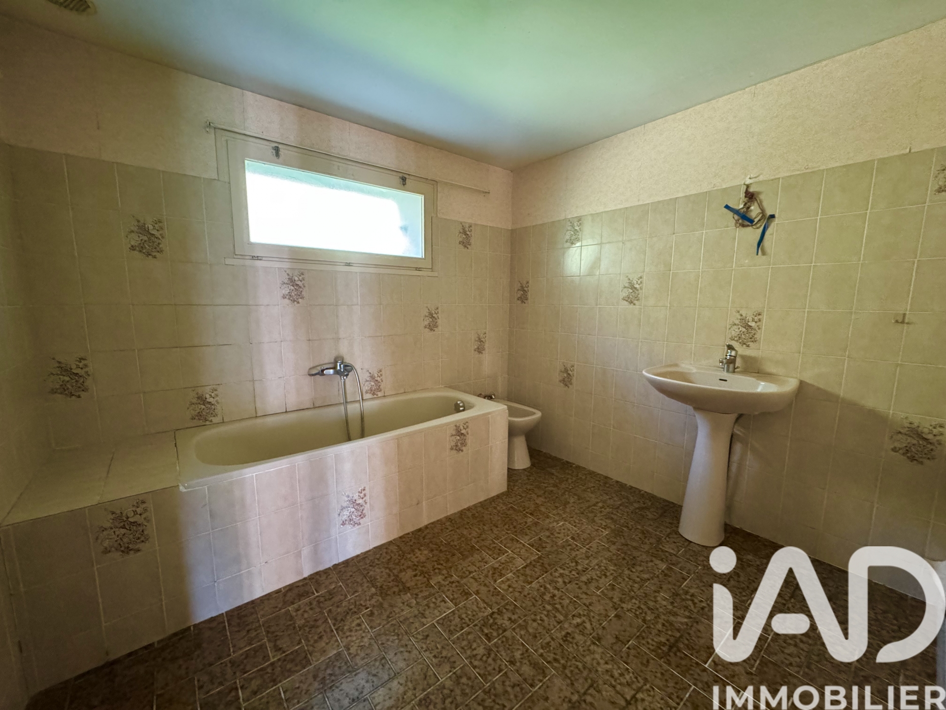 Vente maison à Sury-en-Vaux (18300) : maison de village 2 pièces 83 m² - 2024291 — 7