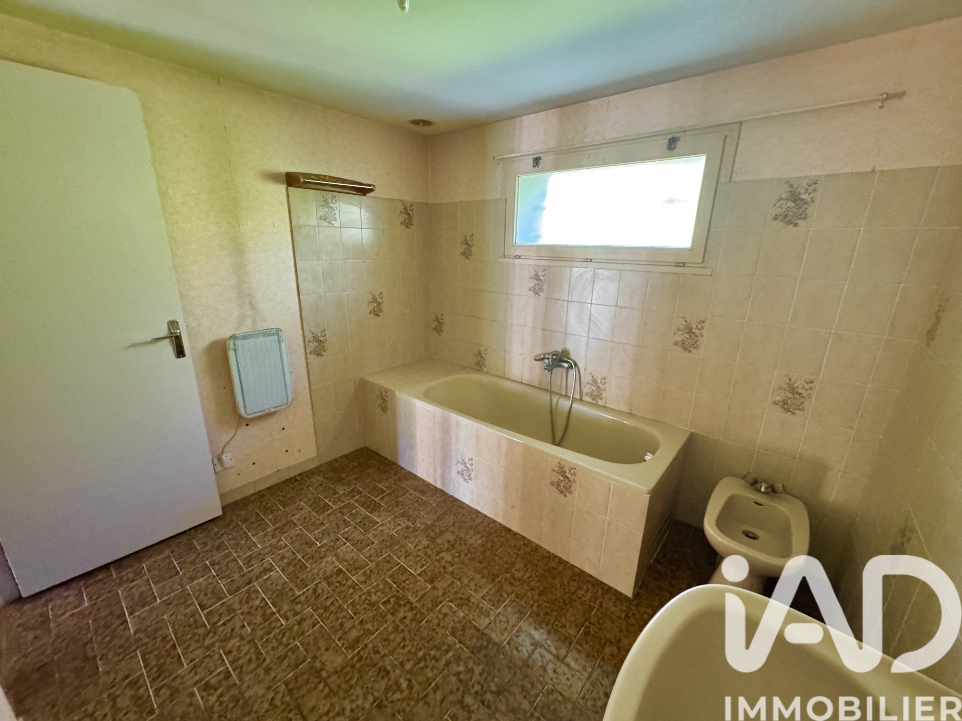 Vente maison à Sury-en-Vaux (18300) : maison de village 2 pièces 83 m² - 2024291 — 6