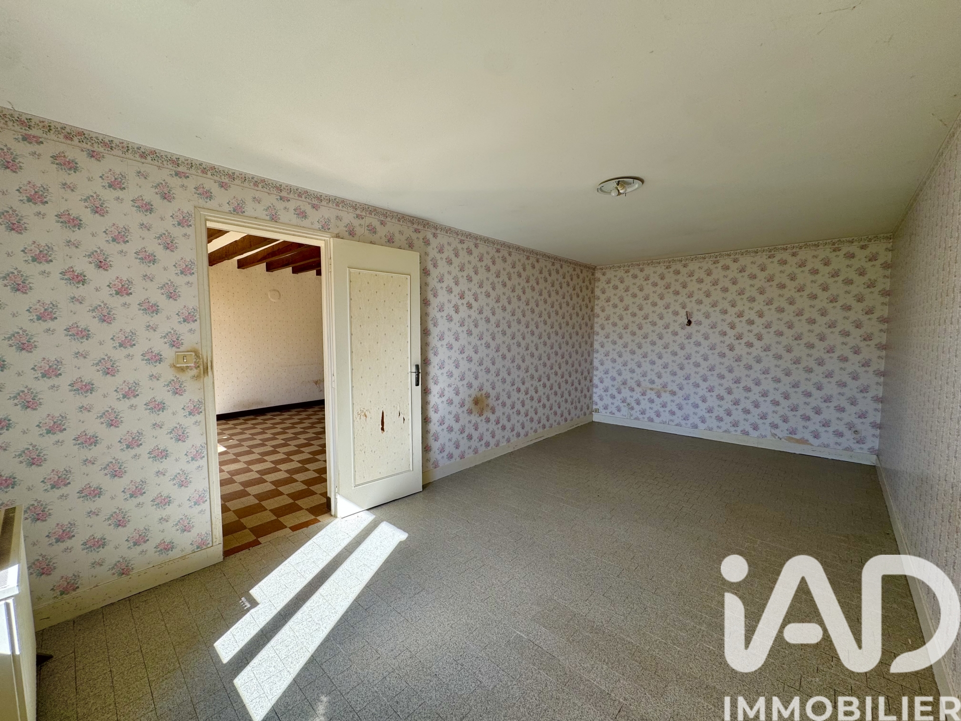Vente maison à Sury-en-Vaux (18300) : maison de village 2 pièces 83 m² - 2024291 — 4