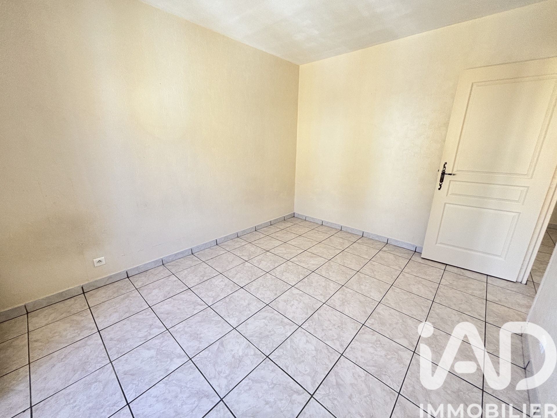 Vente appartement à Vals-les-Bains (07600) : appartement 3 pièces 64 m² - 2020315 — 10