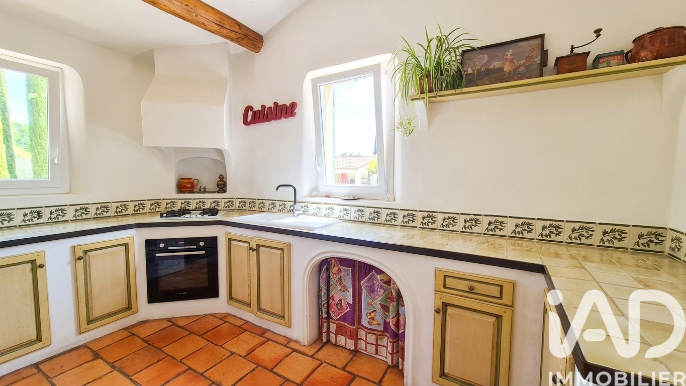 Vente maison à Saint-Cannat (13760) : maison 6 pièces 200 m² - 2015545 — 6