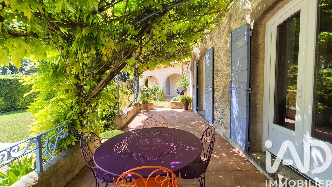 Vente maison à Saint-Cannat (13760) : maison 6 pièces 200 m² - 2015545 — 4