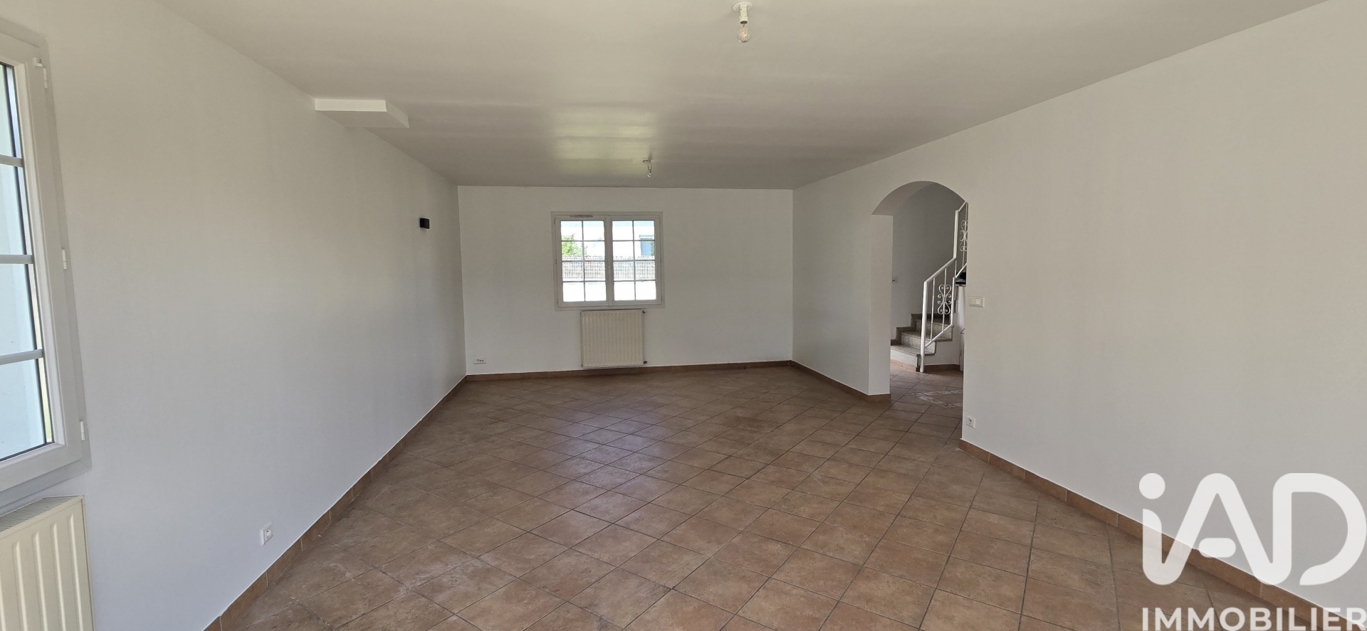 Vente maison à Cléry-Saint-André (45370) : pavillon 6 pièces 130 m² - 2022321 — 4