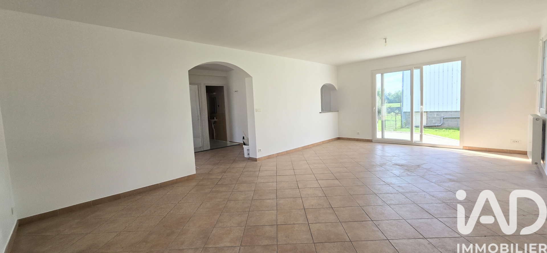 Vente maison à Cléry-Saint-André (45370) : pavillon 6 pièces 130 m² - 2022321 — 9