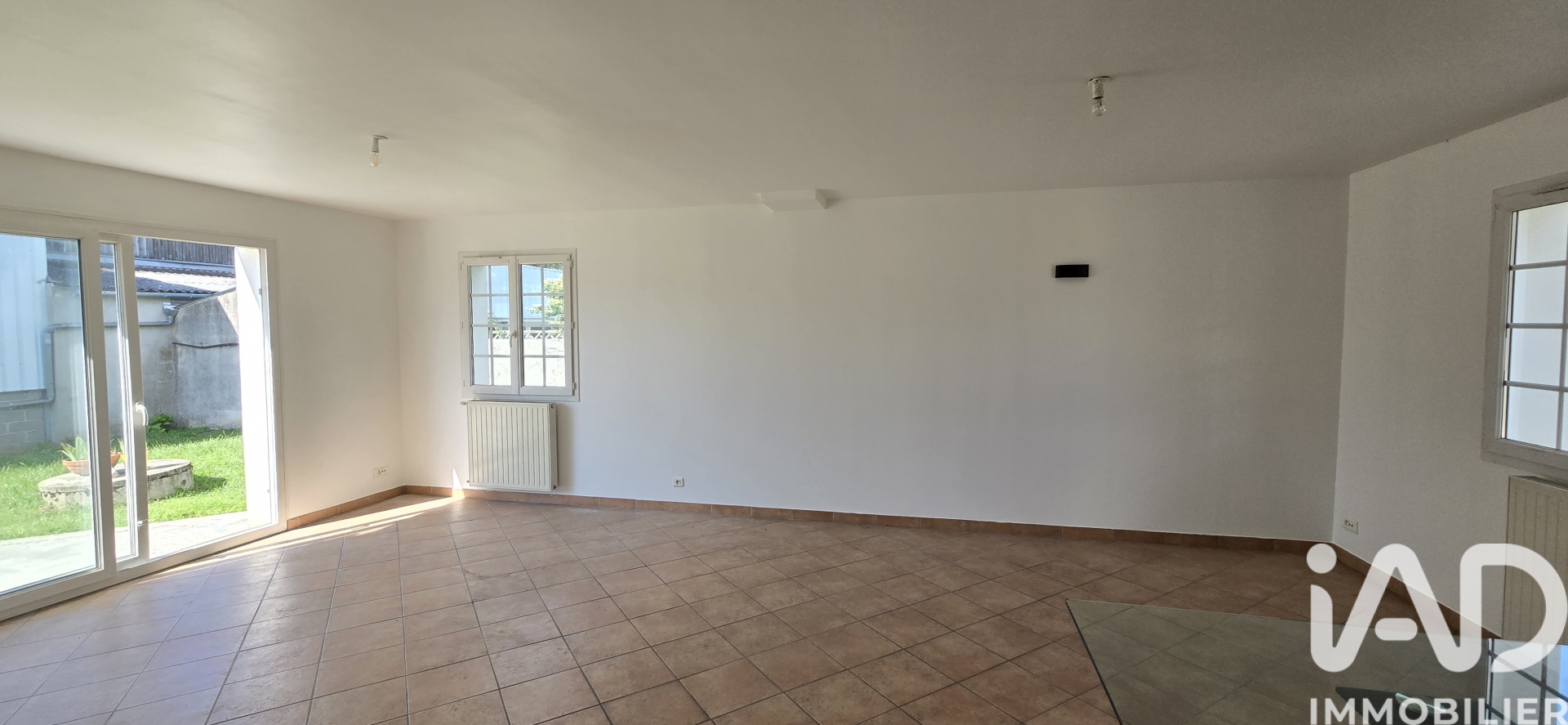 Vente maison à Cléry-Saint-André (45370) : pavillon 6 pièces 130 m² - 2022321 — 5