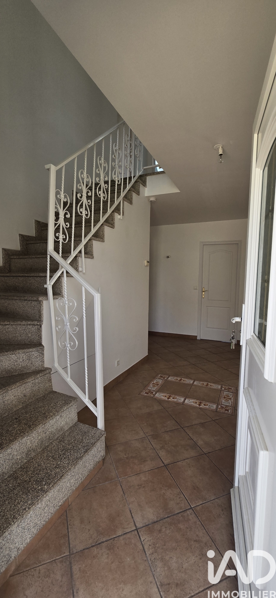 Vente maison à Cléry-Saint-André (45370) : pavillon 6 pièces 130 m² - 2022321 — 8