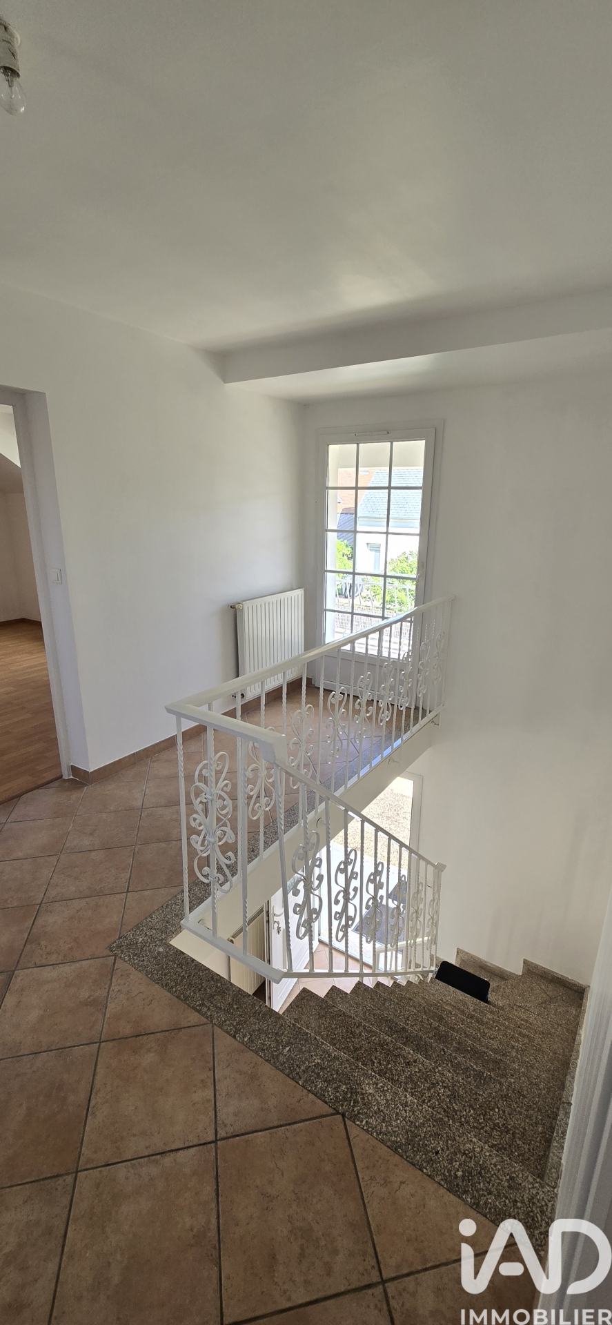 Vente maison à Cléry-Saint-André (45370) : pavillon 6 pièces 130 m² - 2022321 — 28
