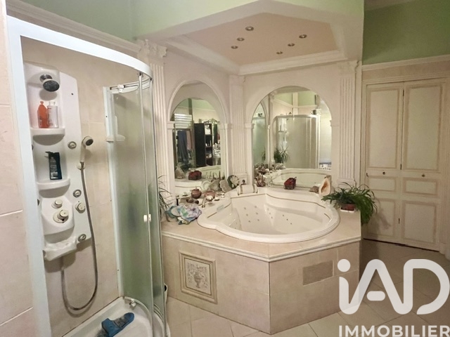 Vente maison à Montval-sur-Loir (72500) : demeure 12 pièces 336 m² - 2024665 — 12