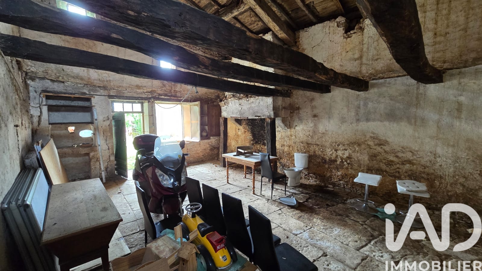 Vente maison à Blanzay (86400) : maison de village 4 pièces 120 m² - 2018490 — 19