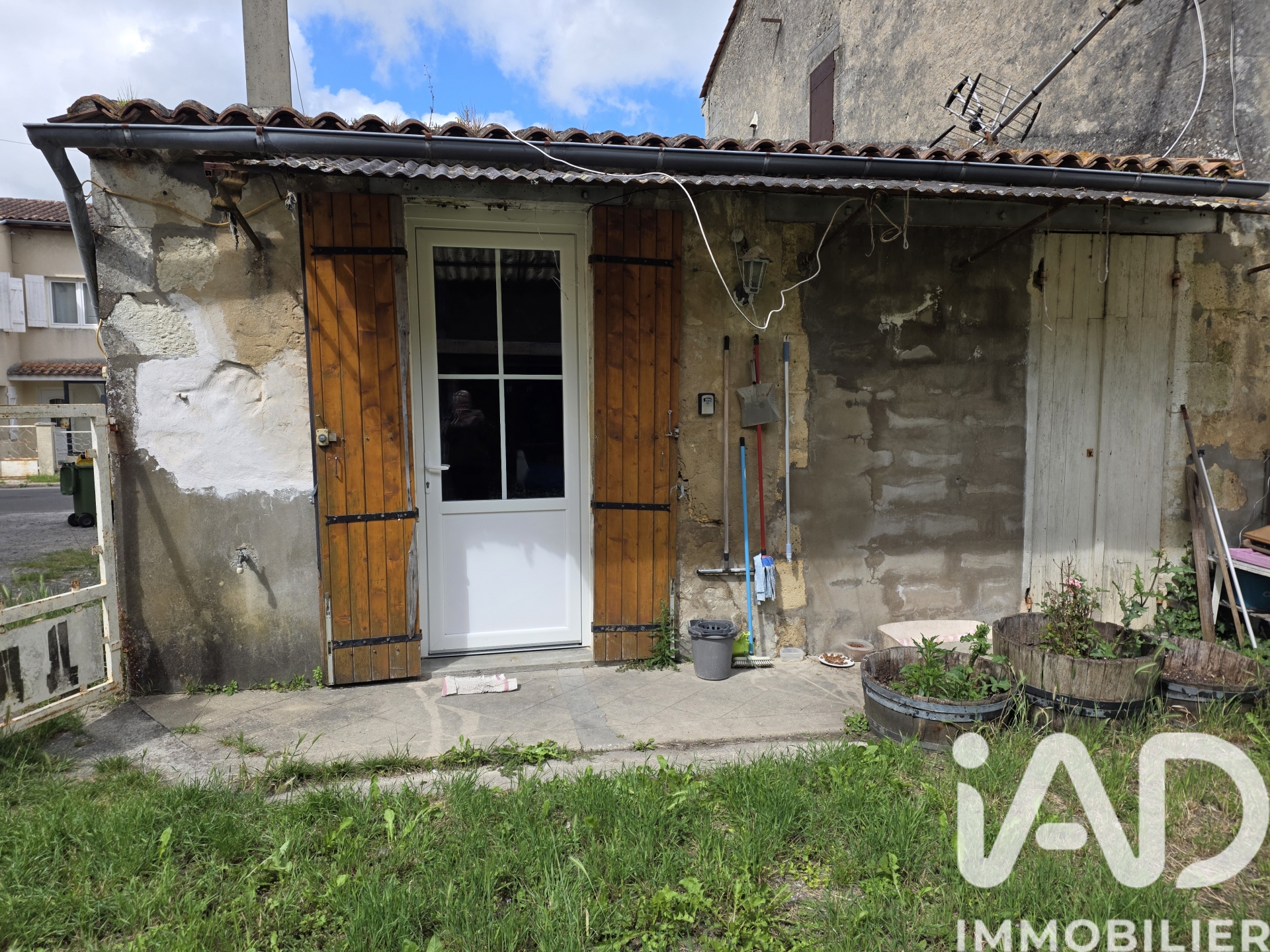 Vente maison à Vertheuil (33180) : maison 4 pièces 65 m² - 2014489 — 2