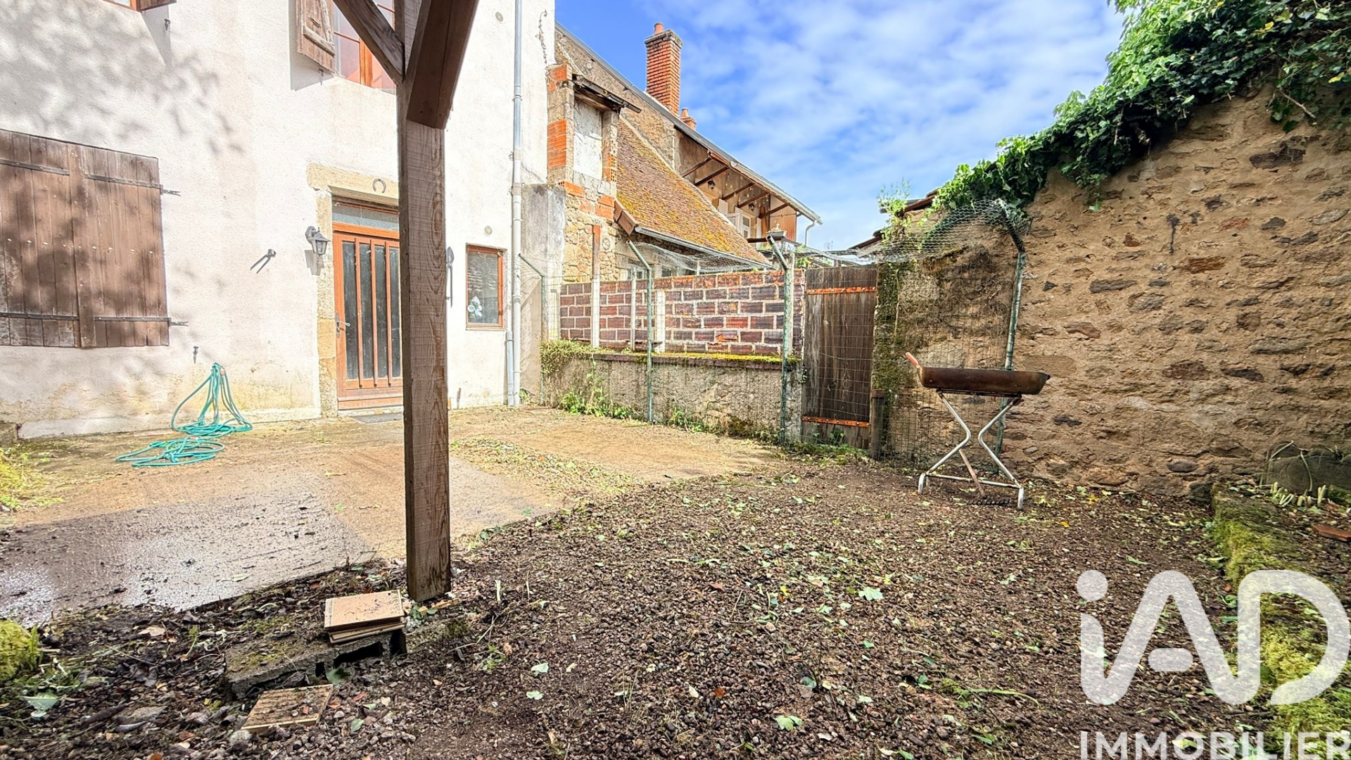 Vente maison à Toulon-sur-Arroux (71320) : maison de ville 3 pièces 105 m² - 2023935 — 10