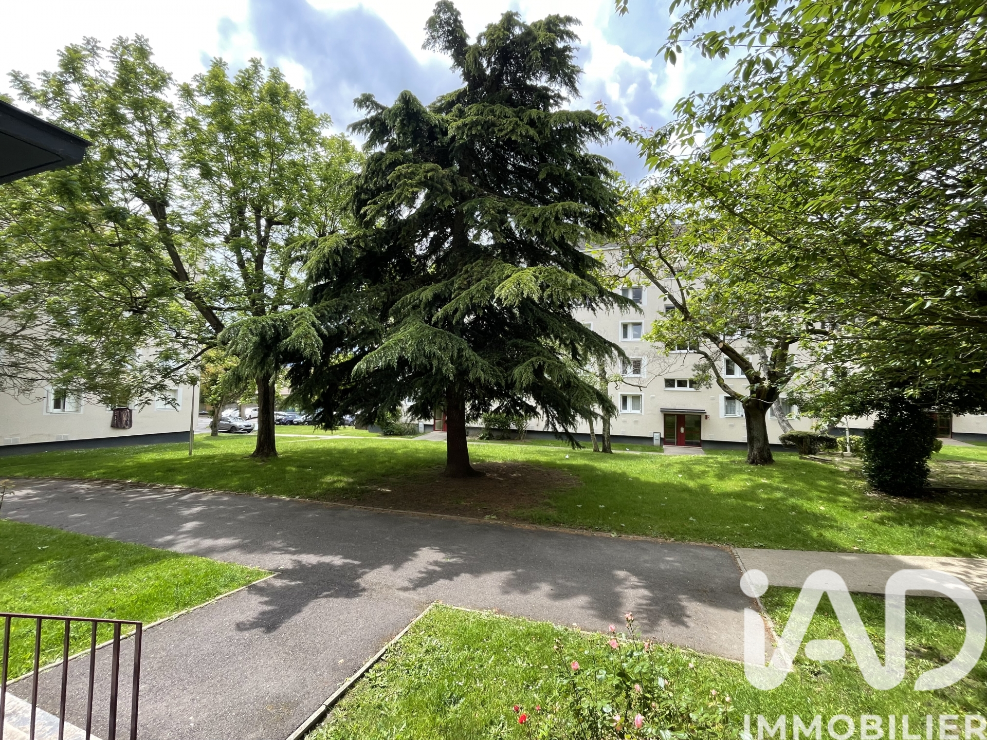 Vente appartement à Taverny (95150) : appartement 2 pièces 48 m² — 4