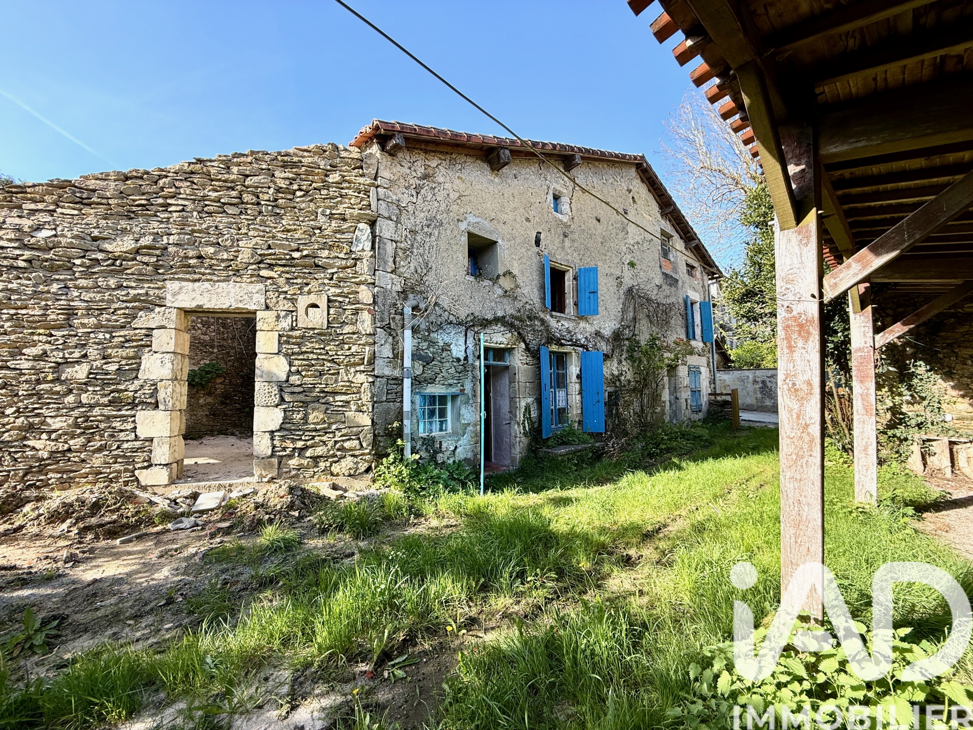Vente maison à Fenioux (79160) : maison de ville 4 pièces 110 m² - 1997059 — 8