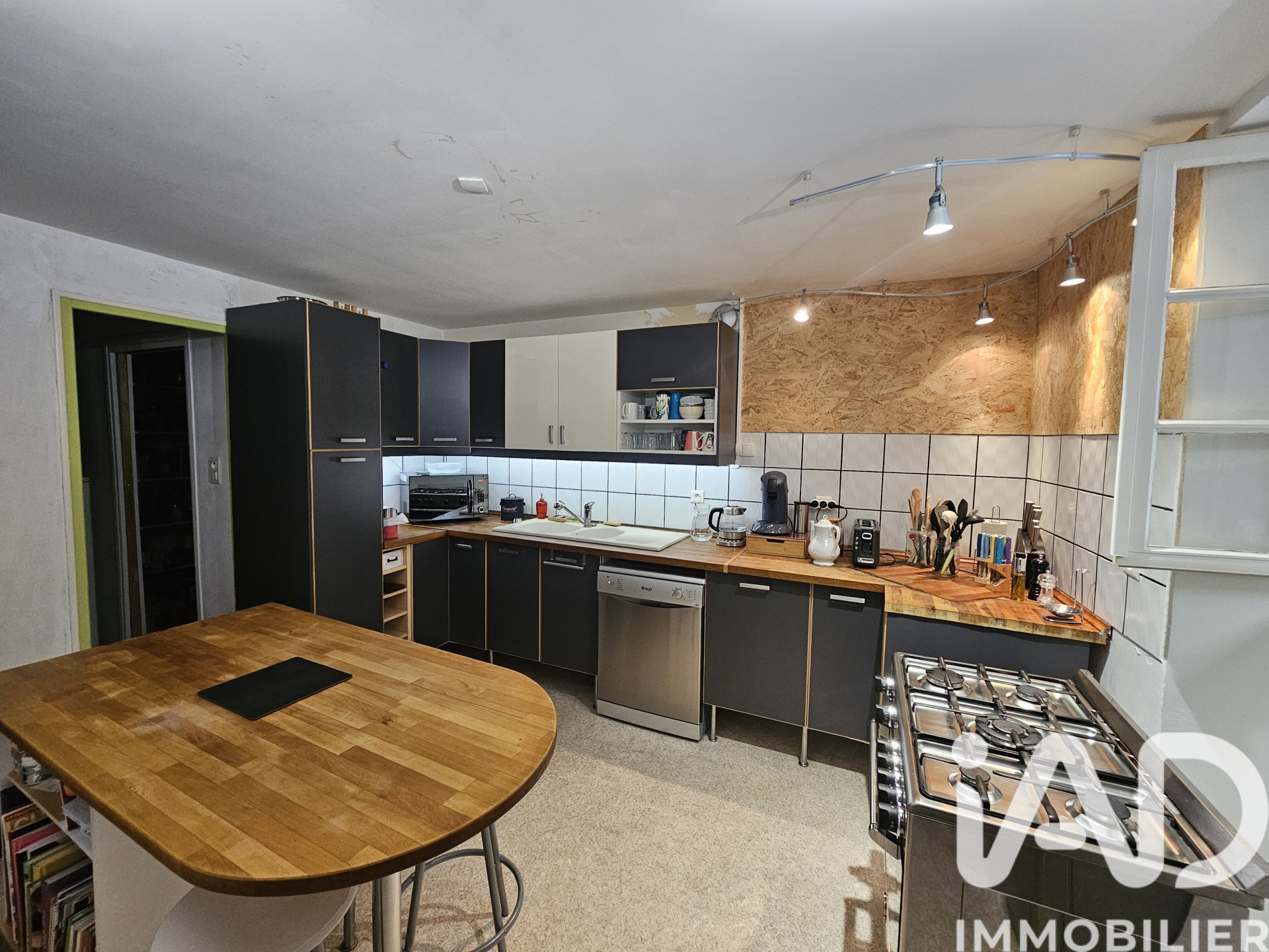 Vente maison à Saint-Michel (16470) : maison de ville 7 pièces 193 m² - 2023821 — 5