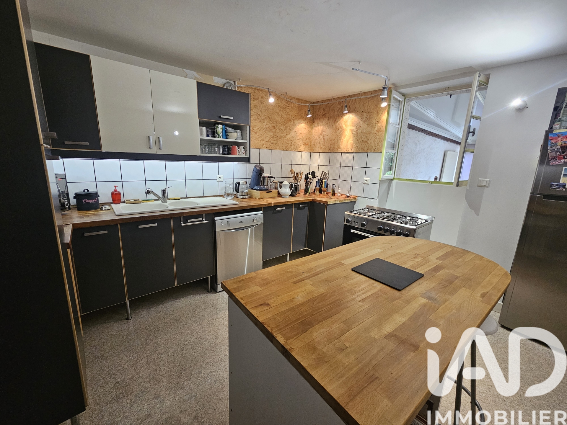 Vente maison à Saint-Michel (16470) : maison de ville 7 pièces 193 m² - 2023821 — 6