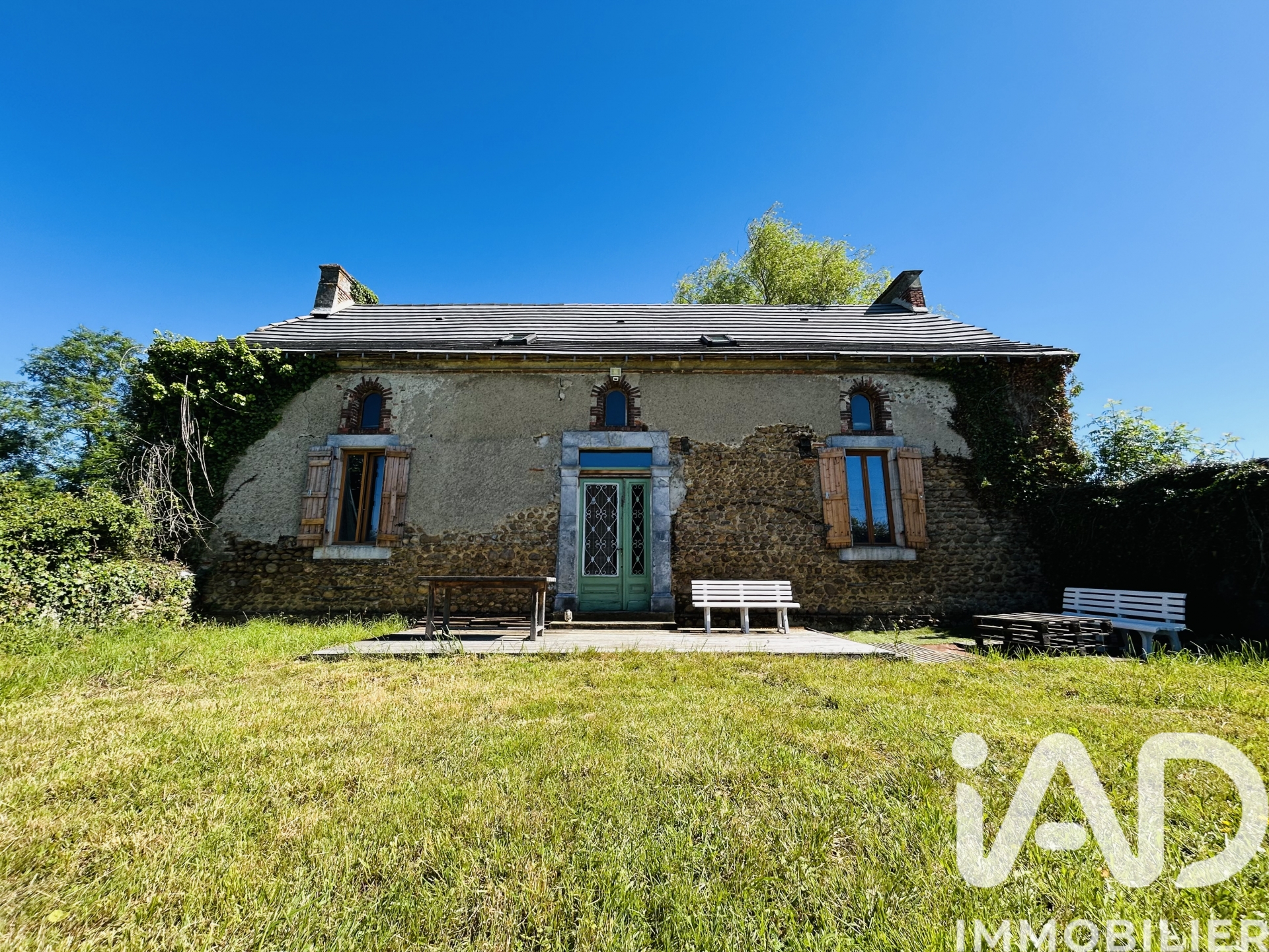 Vente maison à Montaner (64460) : maison de campagne 4 pièces 176 m² - 2022786 — 2