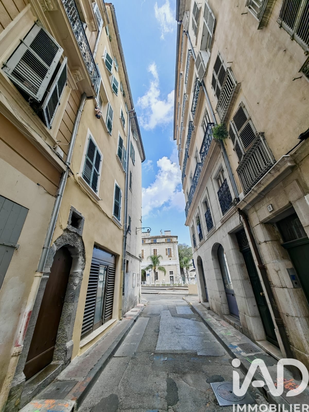 Vente appartement à Toulon (83000) : appartement 2 pièces 37 m² - 2025960 — 2