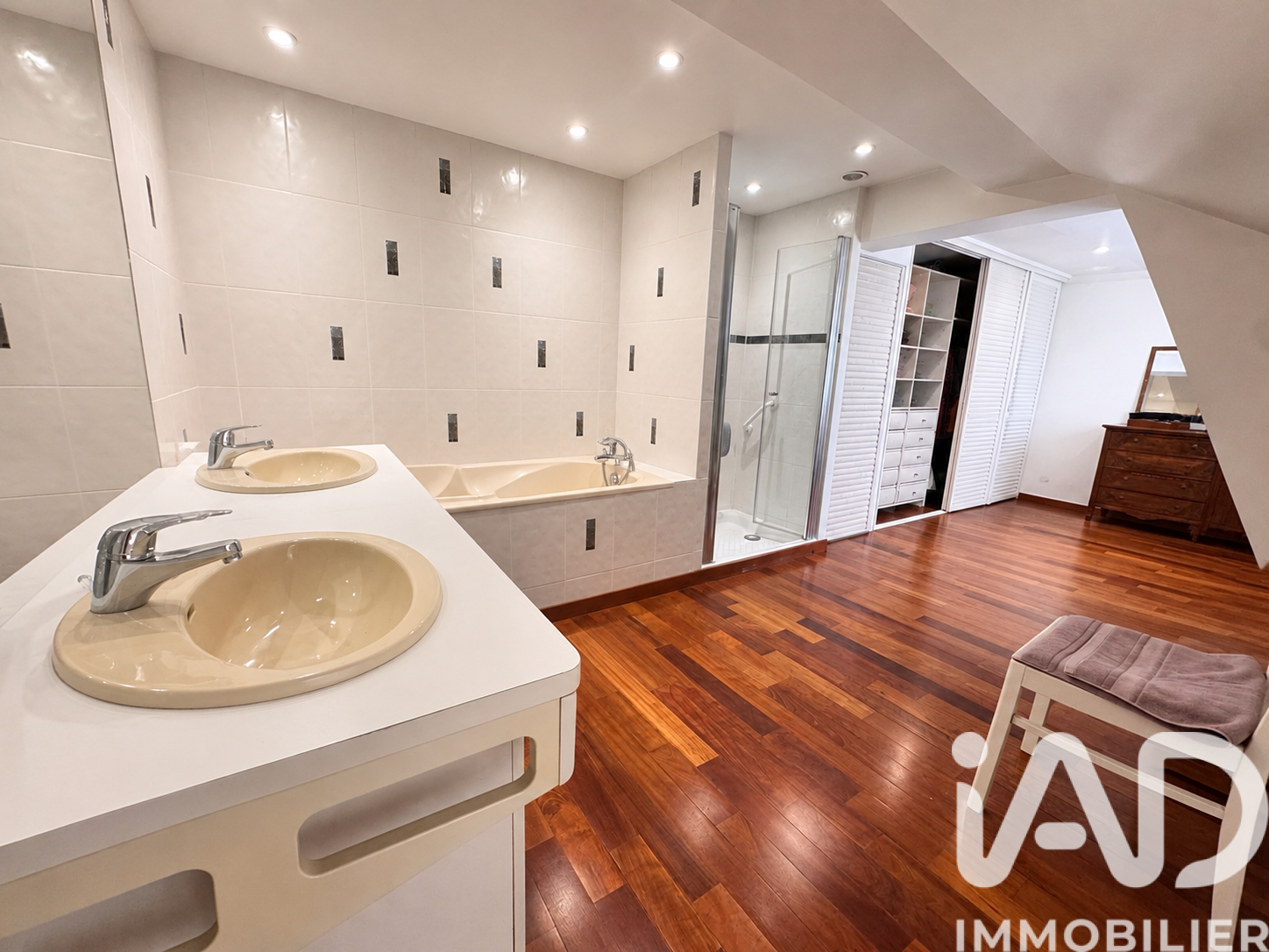 Vente maison à Montmorency (95160) : maison de ville 6 pièces 153 m² - 2026383 — 7