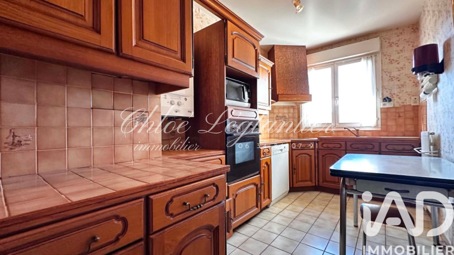 Vente appartement à Le Plessis-Trévise (94420) : appartement 4 pièces 82 m² - 2024558 — 7