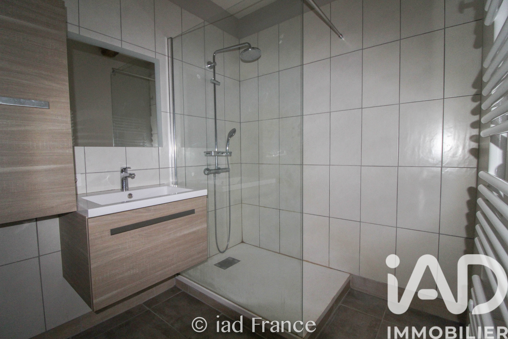 Vente maison à Montfrin (30490) : maison de village 3 pièces 95 m² - 2024606 — 10