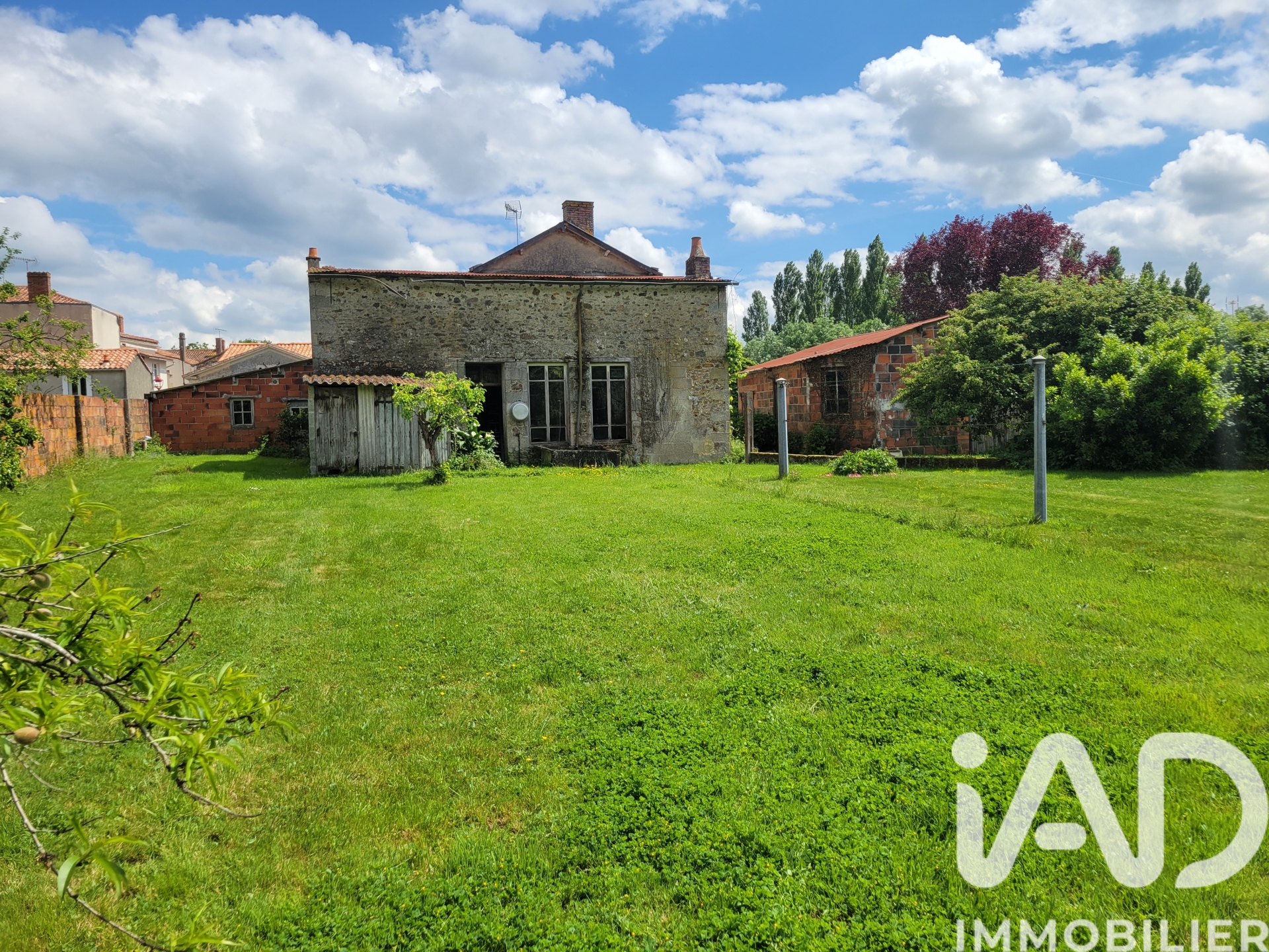 Vente maison à Tallud-Sainte-Gemme (85390) : maison 5 pièces 122 m² - 2026635 — 7