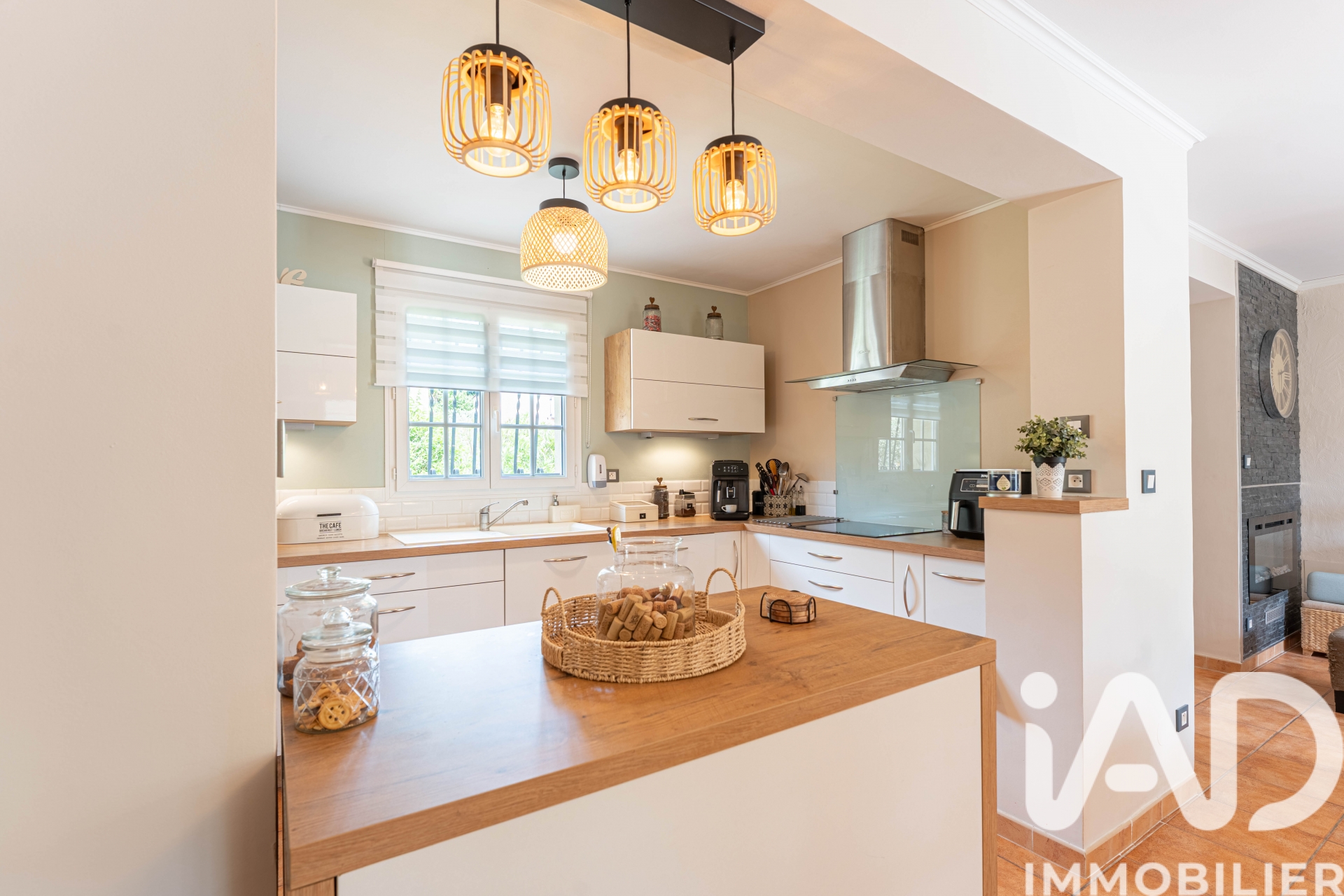 Vente maison à Gignac-la-Nerthe (13180) : maison traditionnelle 5 pièces 101 m² - 2027073 — 12