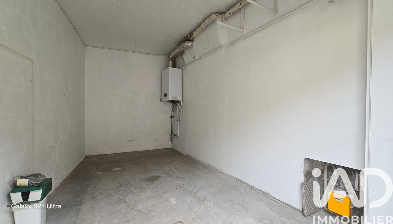 Vente maison à Saint-Amand-Montrond (18200) : maison de ville 4 pièces 110 m² - 2028199 — 20