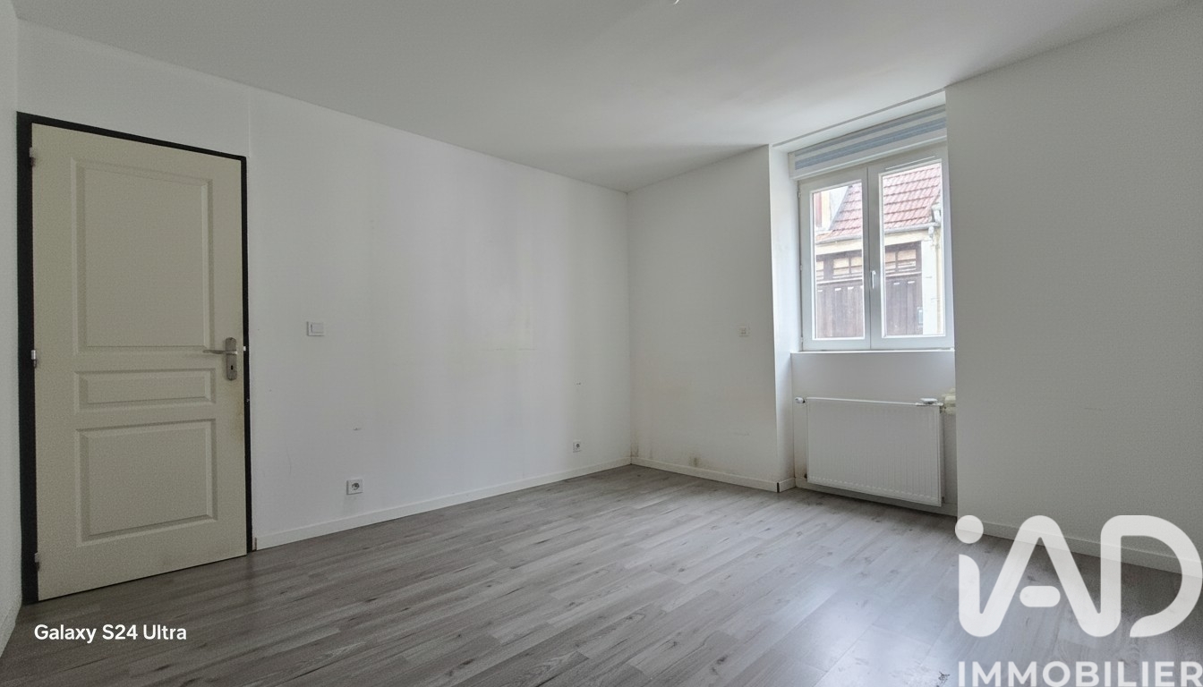 Vente maison à Saint-Amand-Montrond (18200) : maison de ville 4 pièces 110 m² - 2028199 — 13