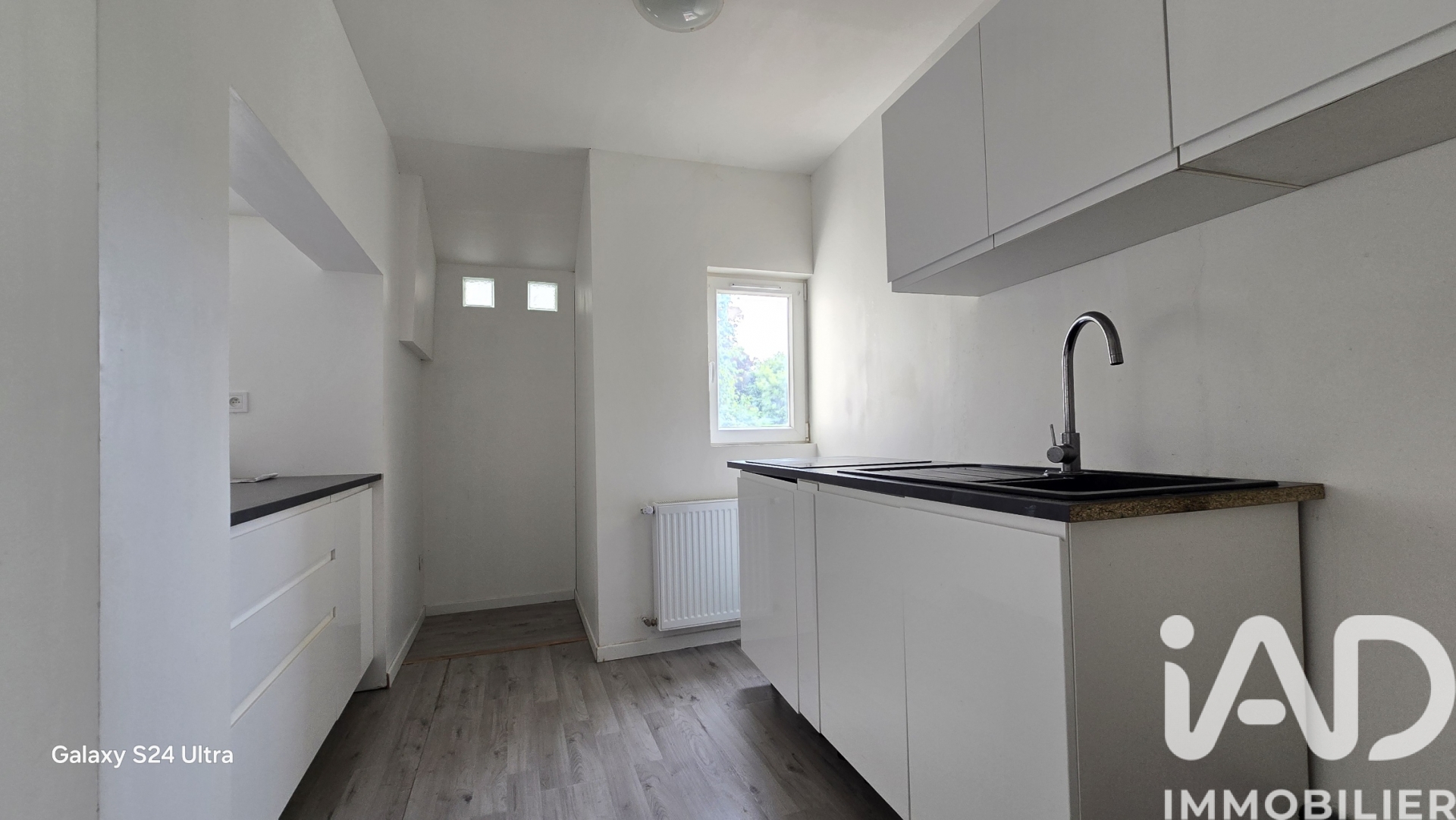 Vente maison à Saint-Amand-Montrond (18200) : maison de ville 4 pièces 110 m² - 2028199 — 9