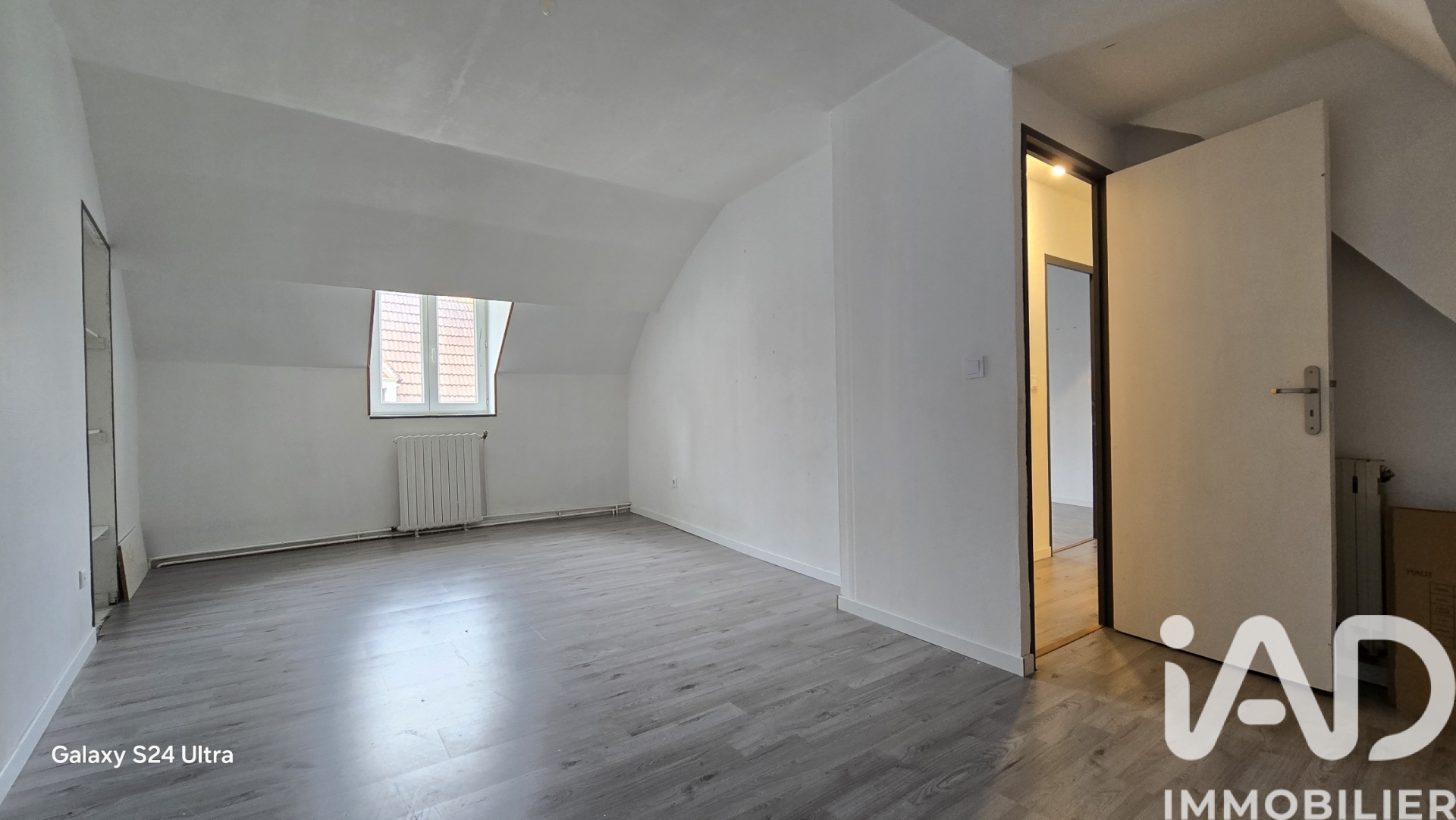Vente maison à Saint-Amand-Montrond (18200) : maison de ville 4 pièces 110 m² - 2028199 — 16