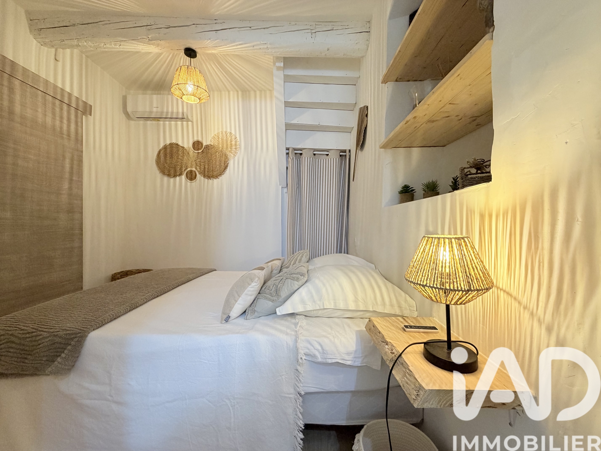 Vente maison à Sigean (11130) : maison de village 5 pièces 84 m² - 2026608 — 11