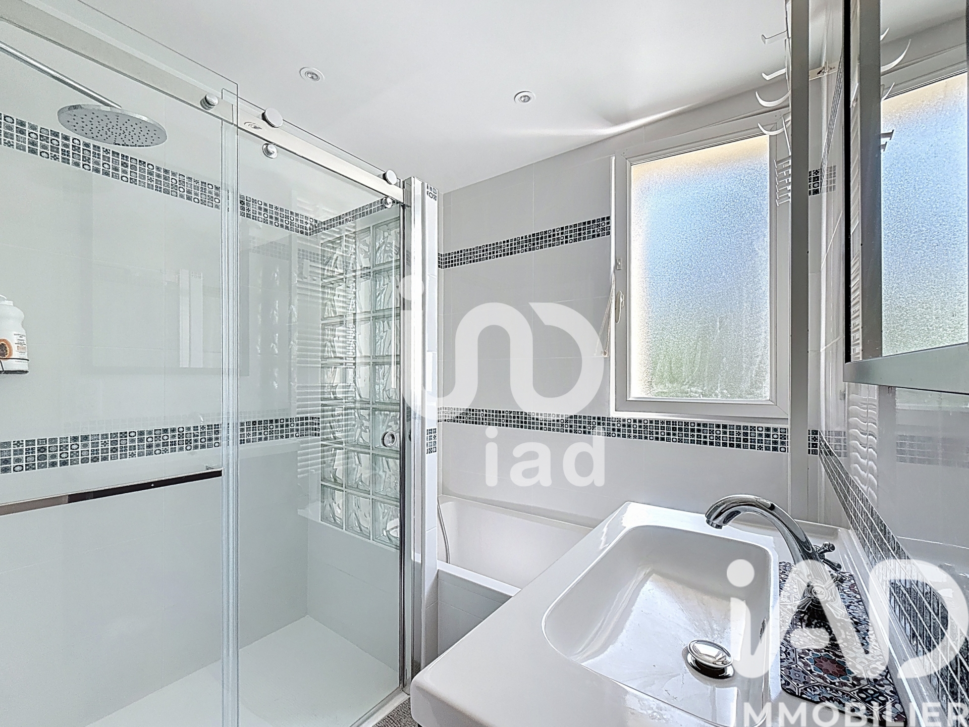 Vente appartement à Castelnau-le-Lez (34170) : appartement 4 pièces 88 m² - 2029409 — 12
