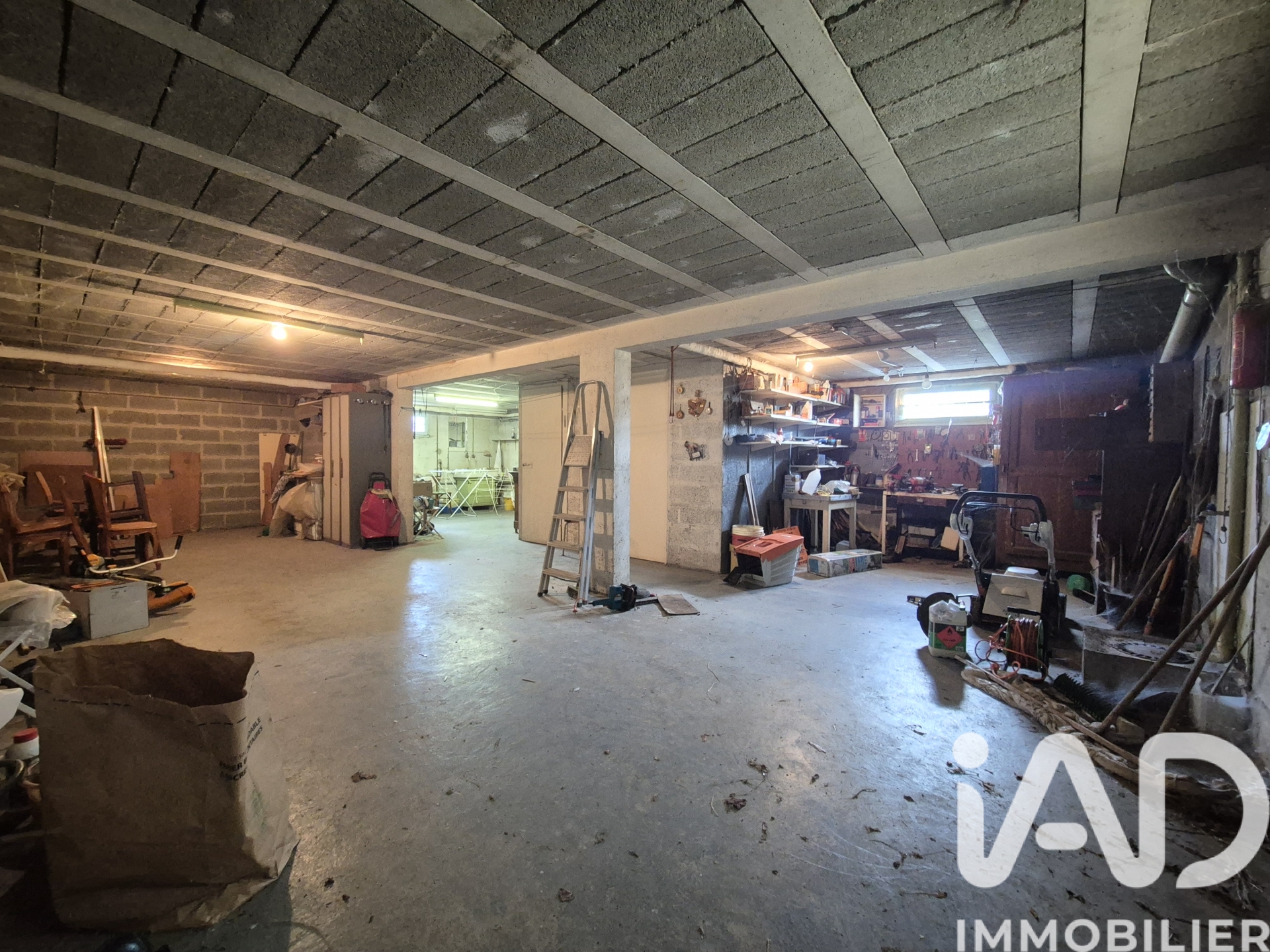 Vente maison à Houdan (78550) : maison traditionnelle 6 pièces 135 m² - 2011182 — 17
