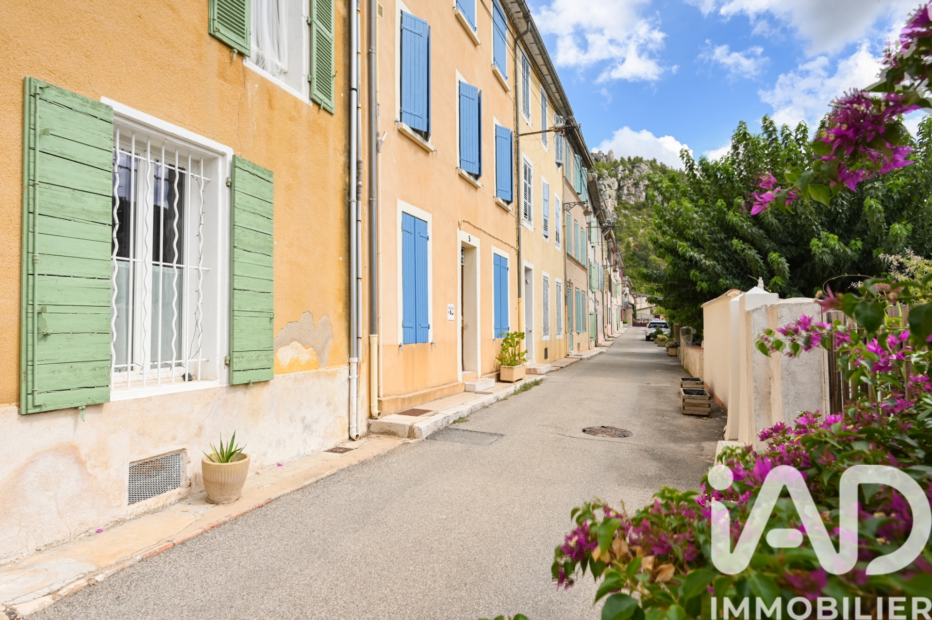 Vente maison à Gémenos (13420) : maison de ville 6 pièces 126 m² - 2029541 — 8