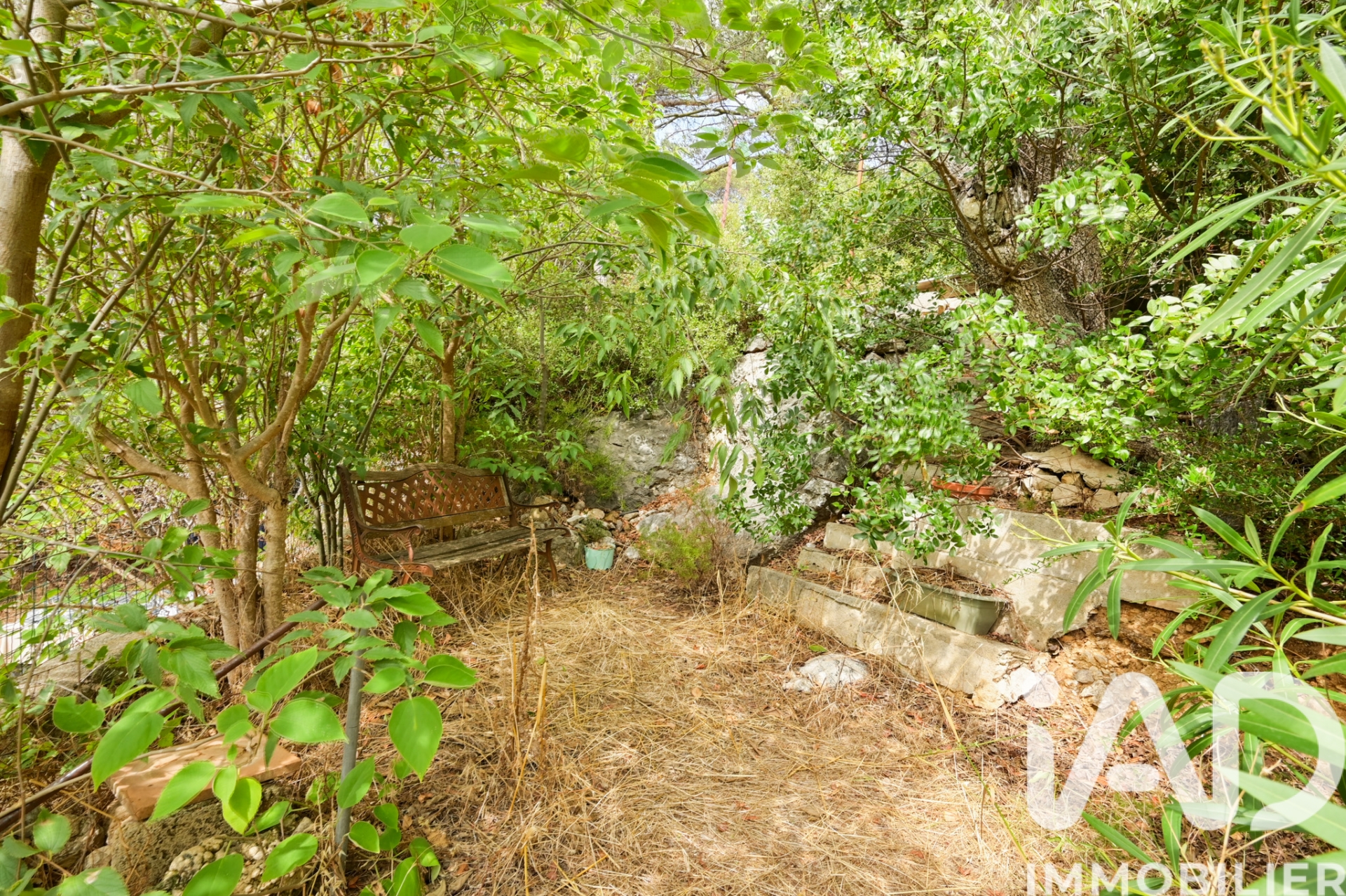 Vente maison à Gémenos (13420) : maison de ville 6 pièces 126 m² - 2029541 — 10