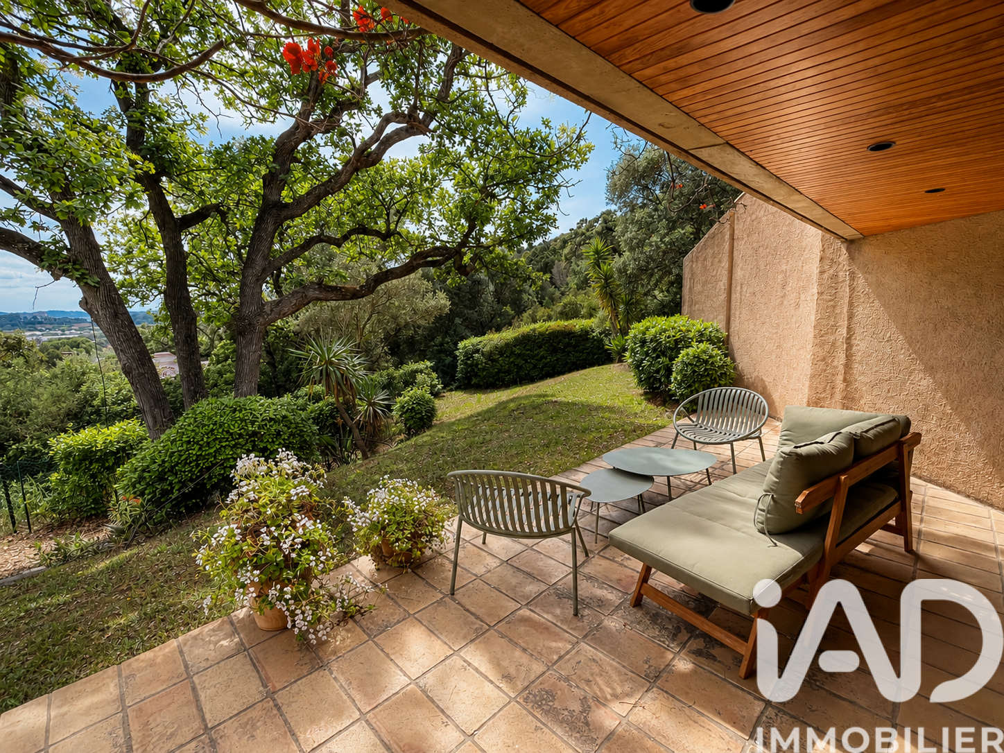 Vente maison à Hyères (83400) : maison d'architecte 6 pièces 174 m² - 2026291 — 2
